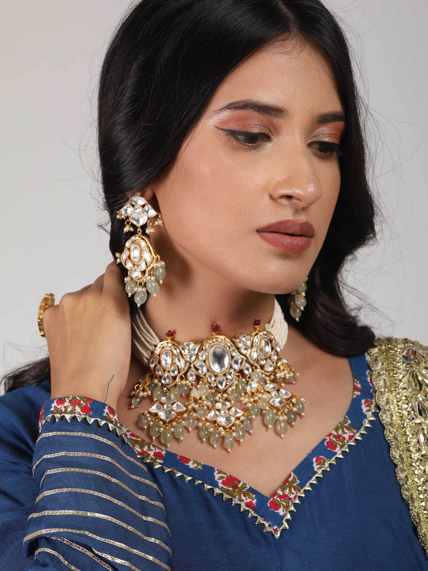 Gold plated Kundan Choker Set in Mint drops