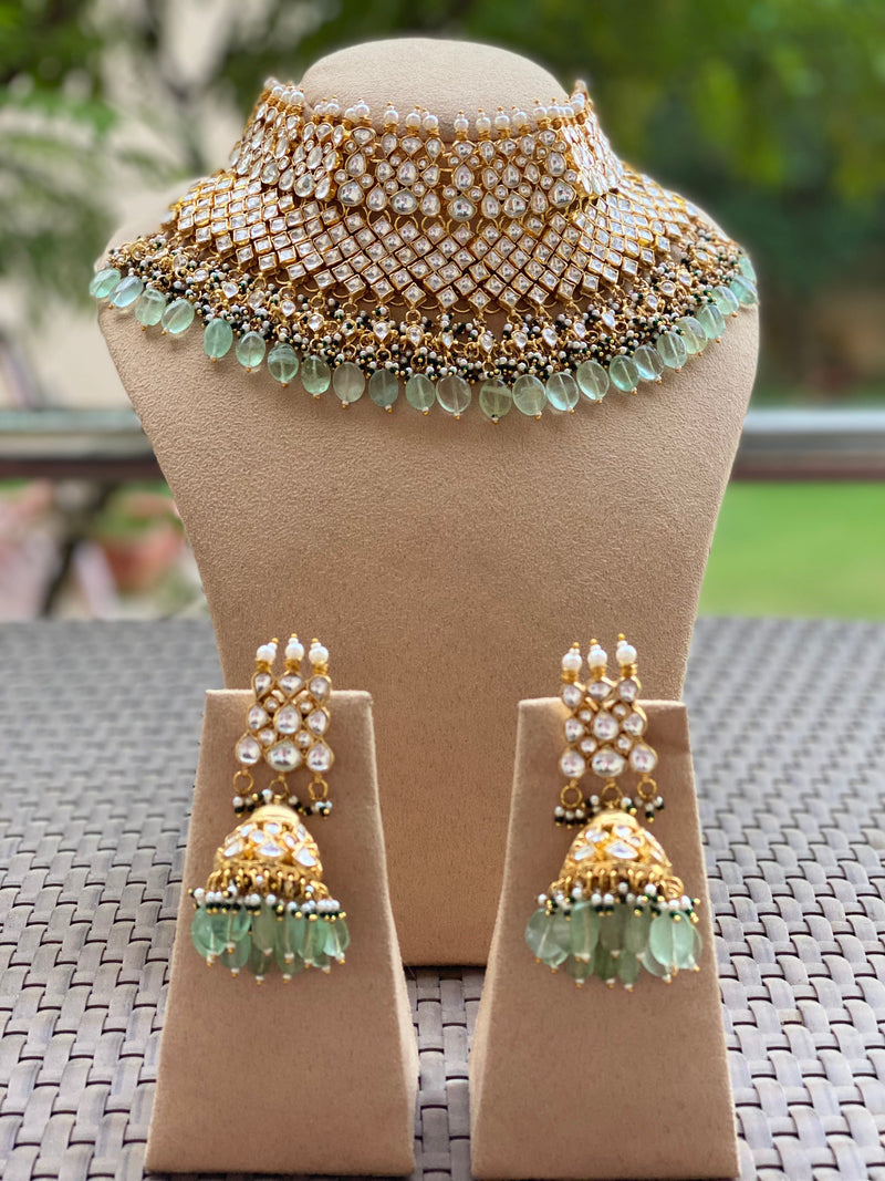 Kundan necklace set with green drops – NAMASYA