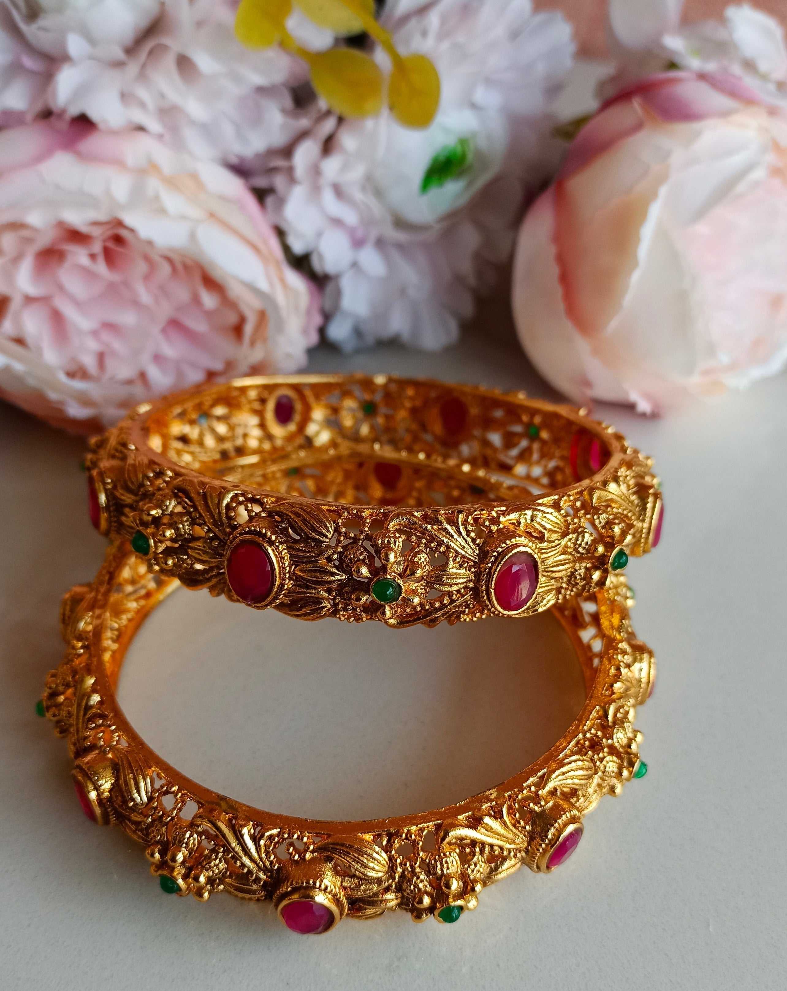 Multicolour bangles