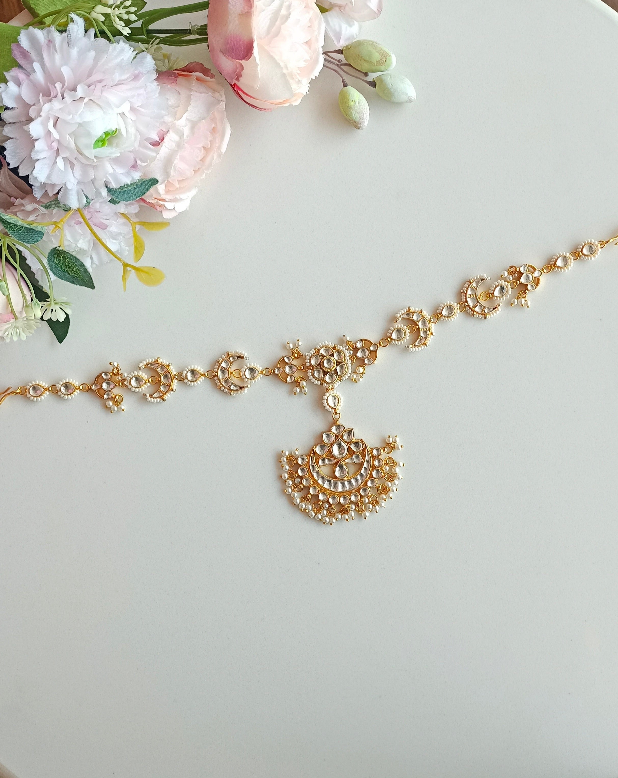 Gold Plated Kundan sheeshpatti with tikka