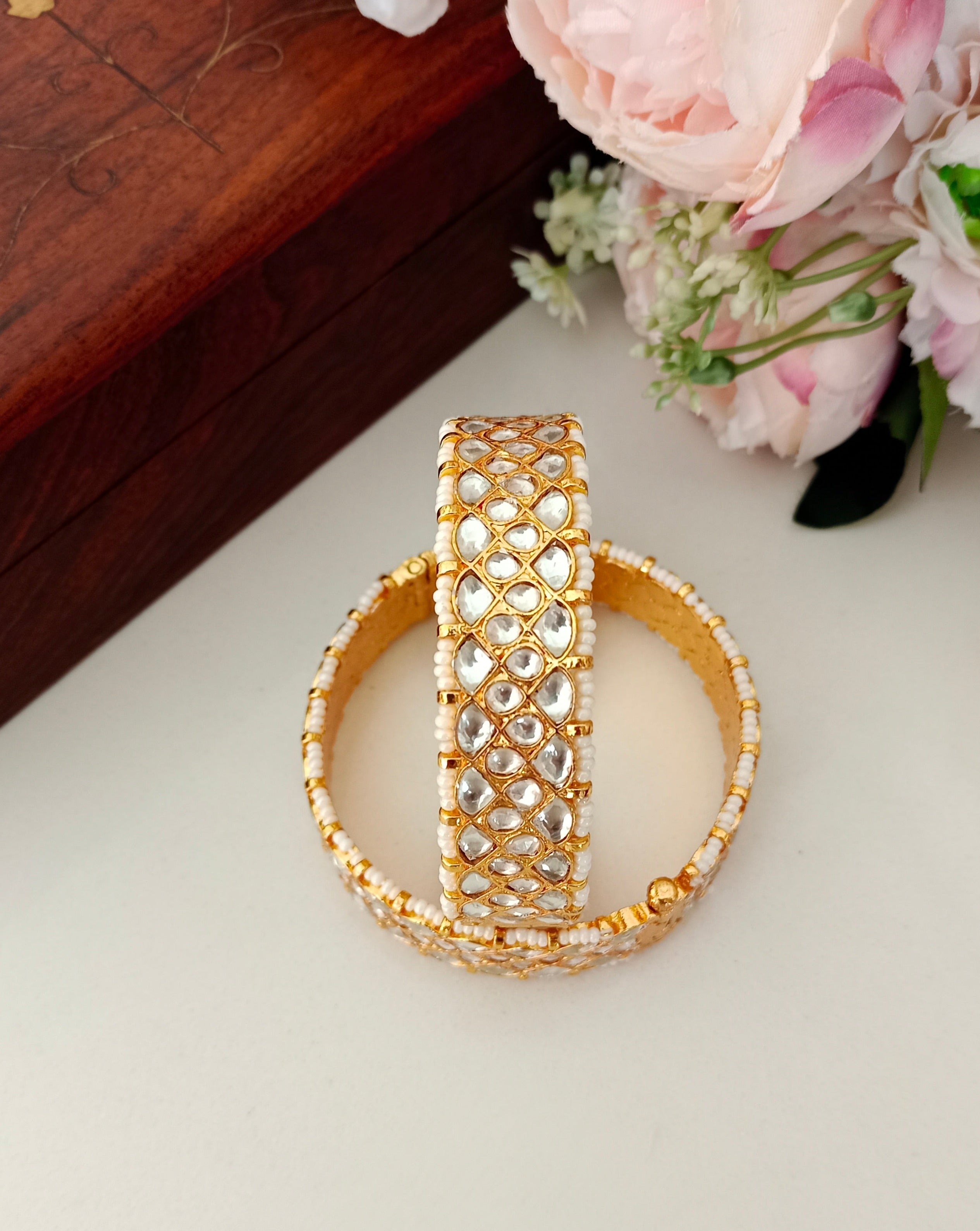Gold plated Kundan Bangle