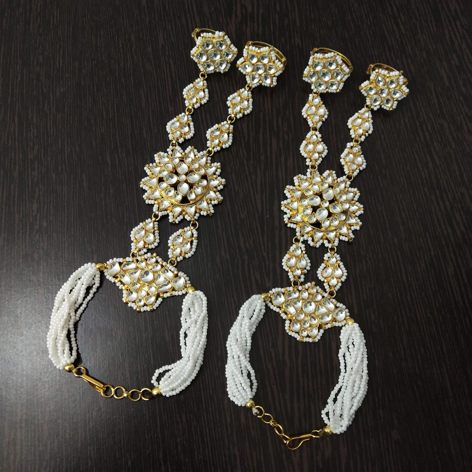 Gold plated Kundan Pearl Hathphool
