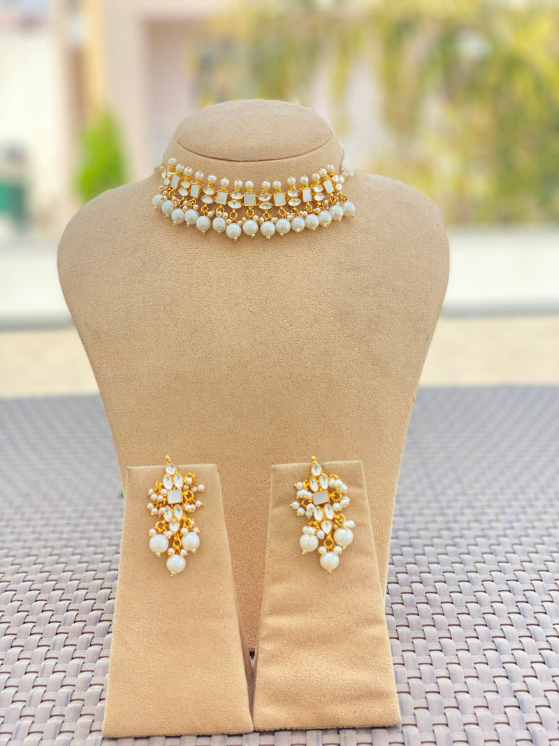 Mother of pearl Choker Set Masayaa