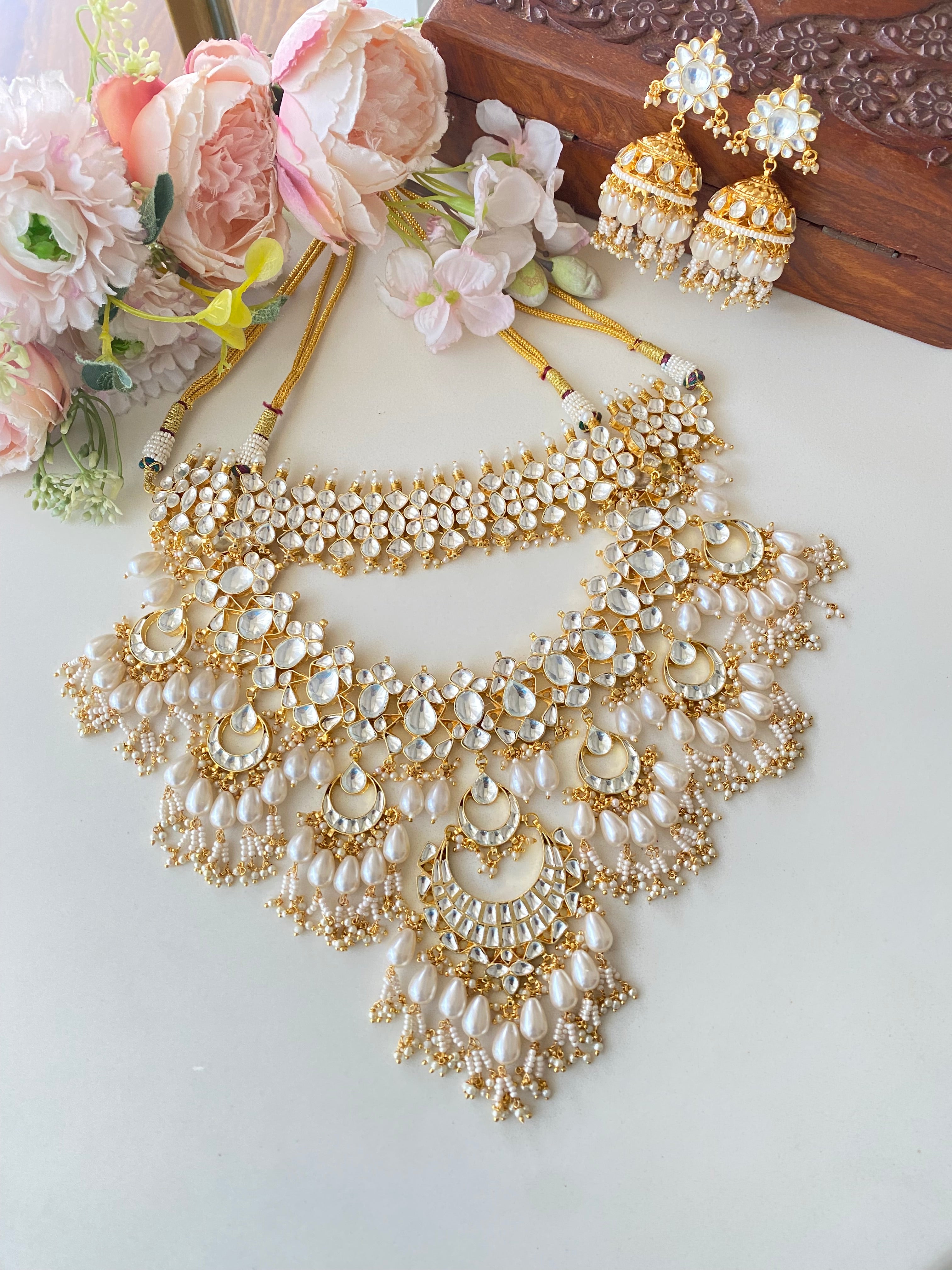 Gold plated Kundan Necklace Set