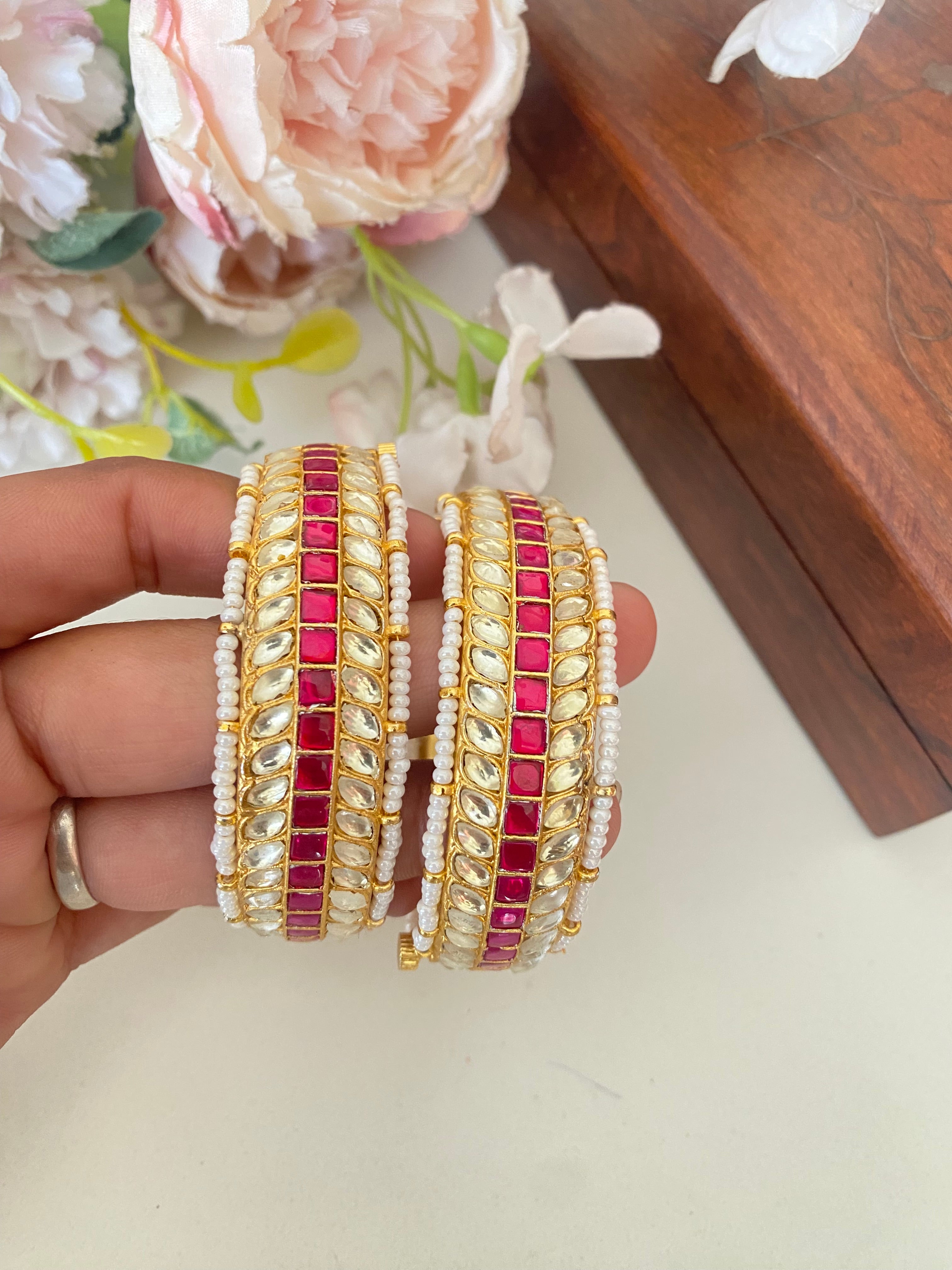 Gold Plated pink kundan bangles