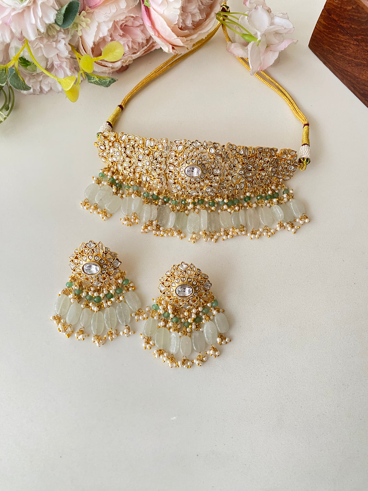 Gold plated Kundan choker Set