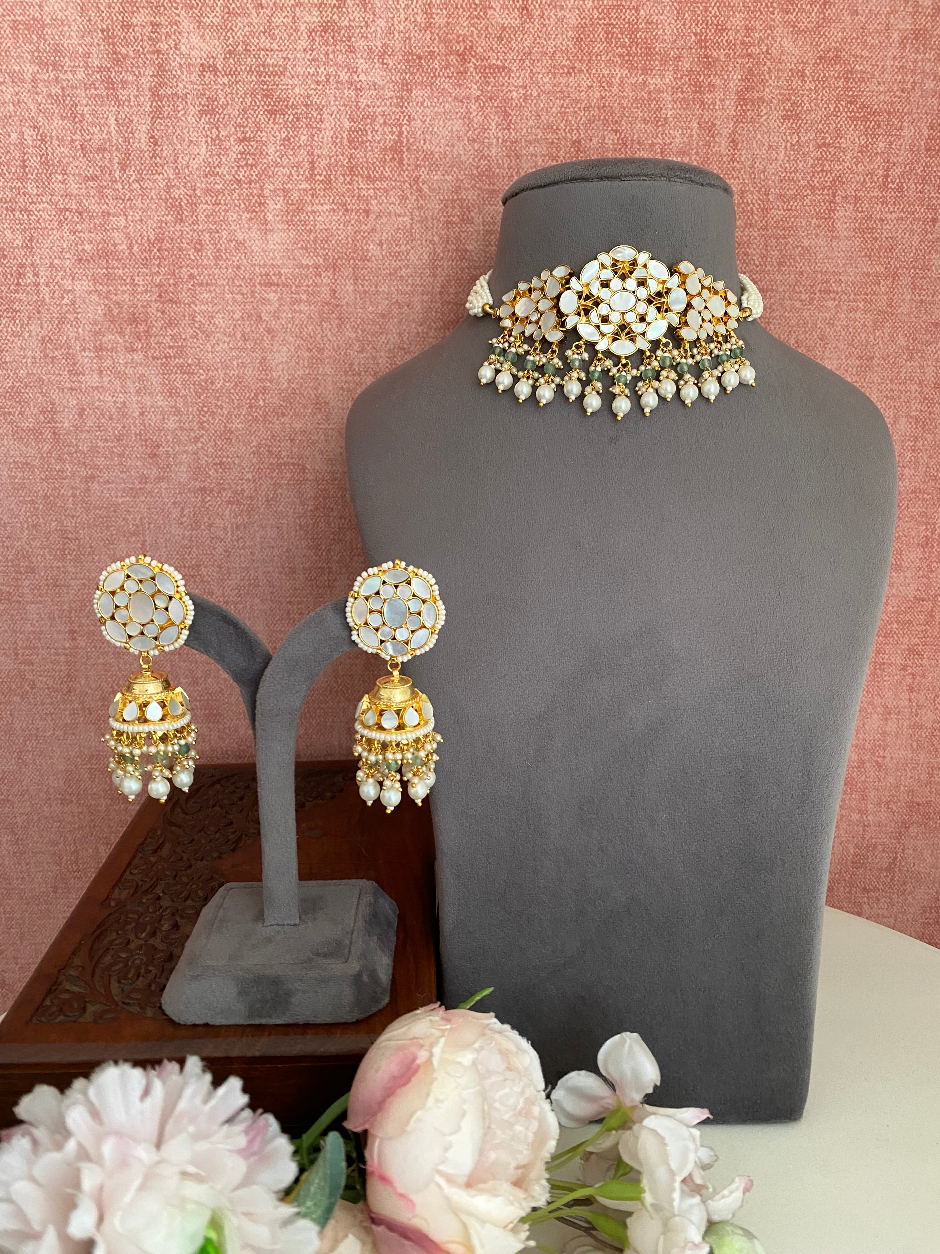 Mother of Pearl Choker Set