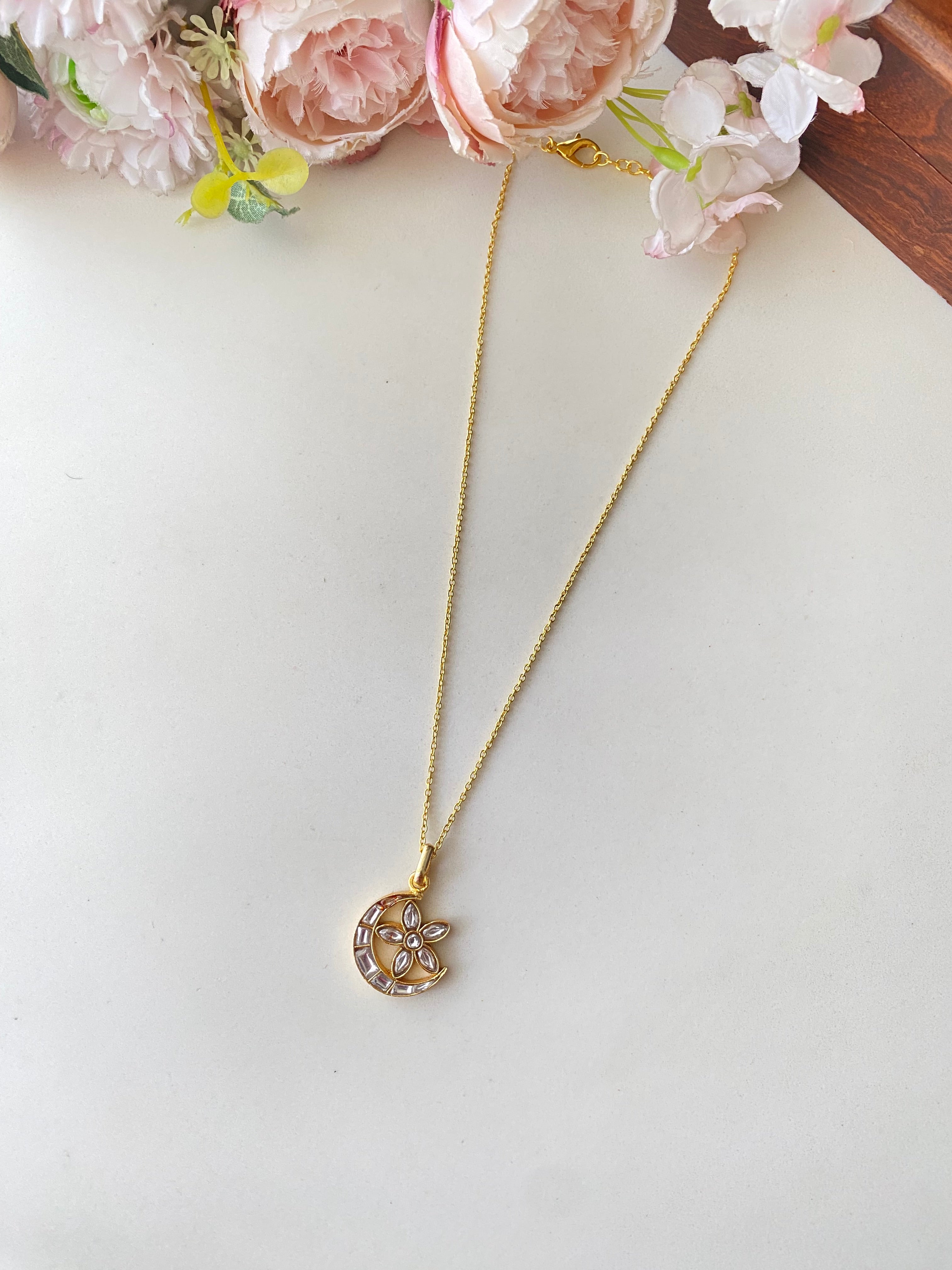 Gold Plated Kundan pendant
