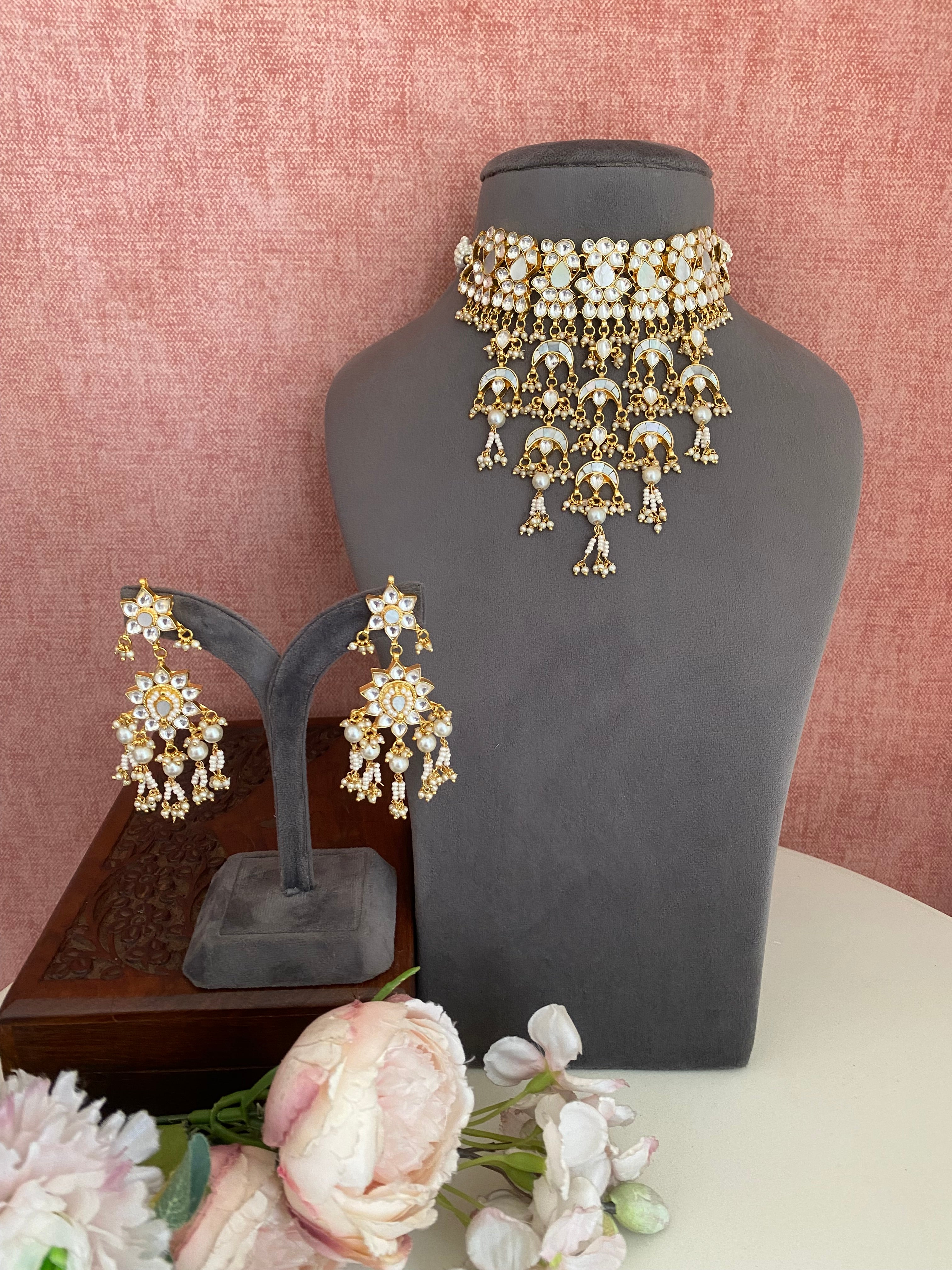 Mother of Pearl with kundan Choker Set