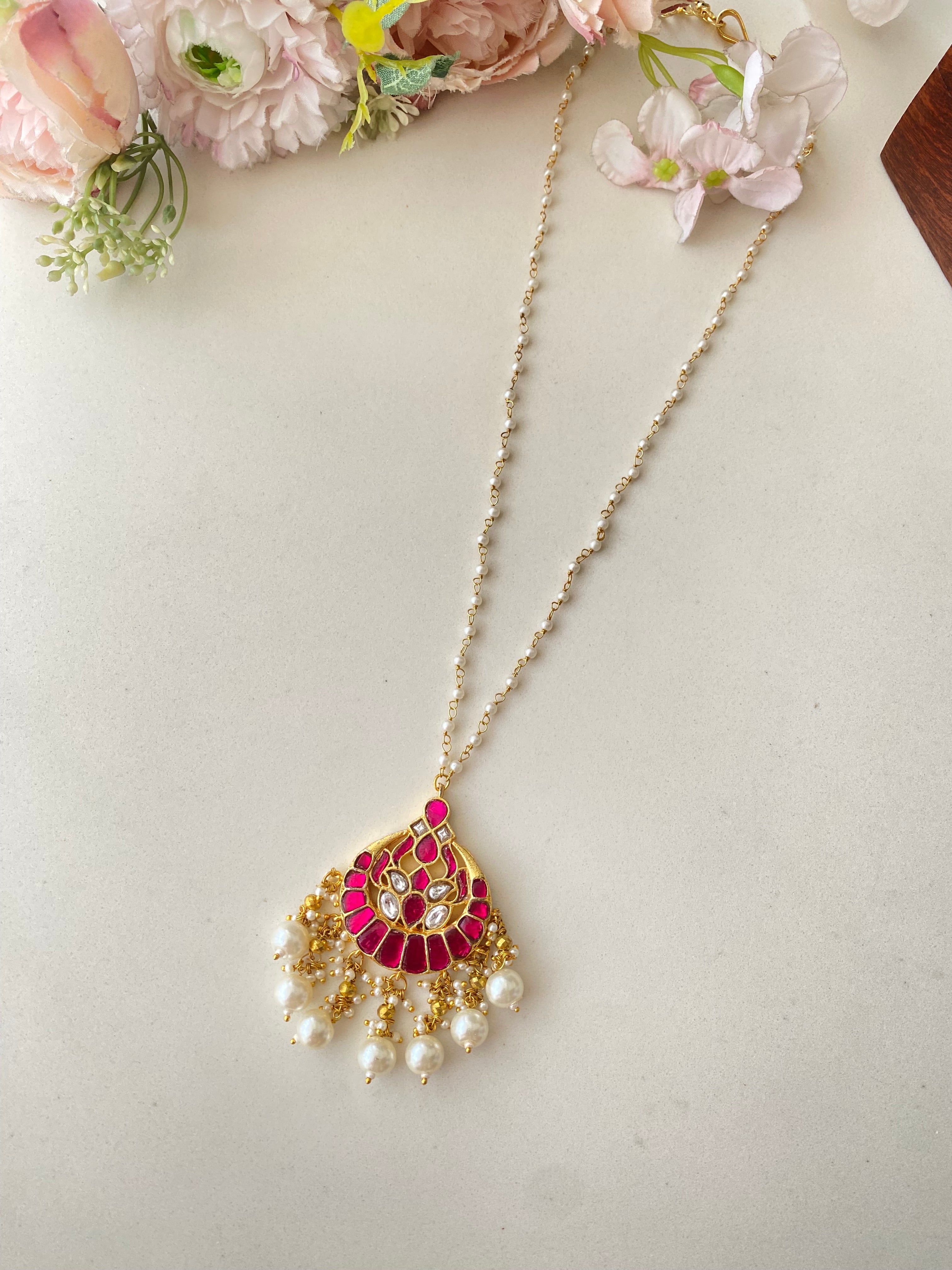 Gold plated Pink Kundan Pendant Set