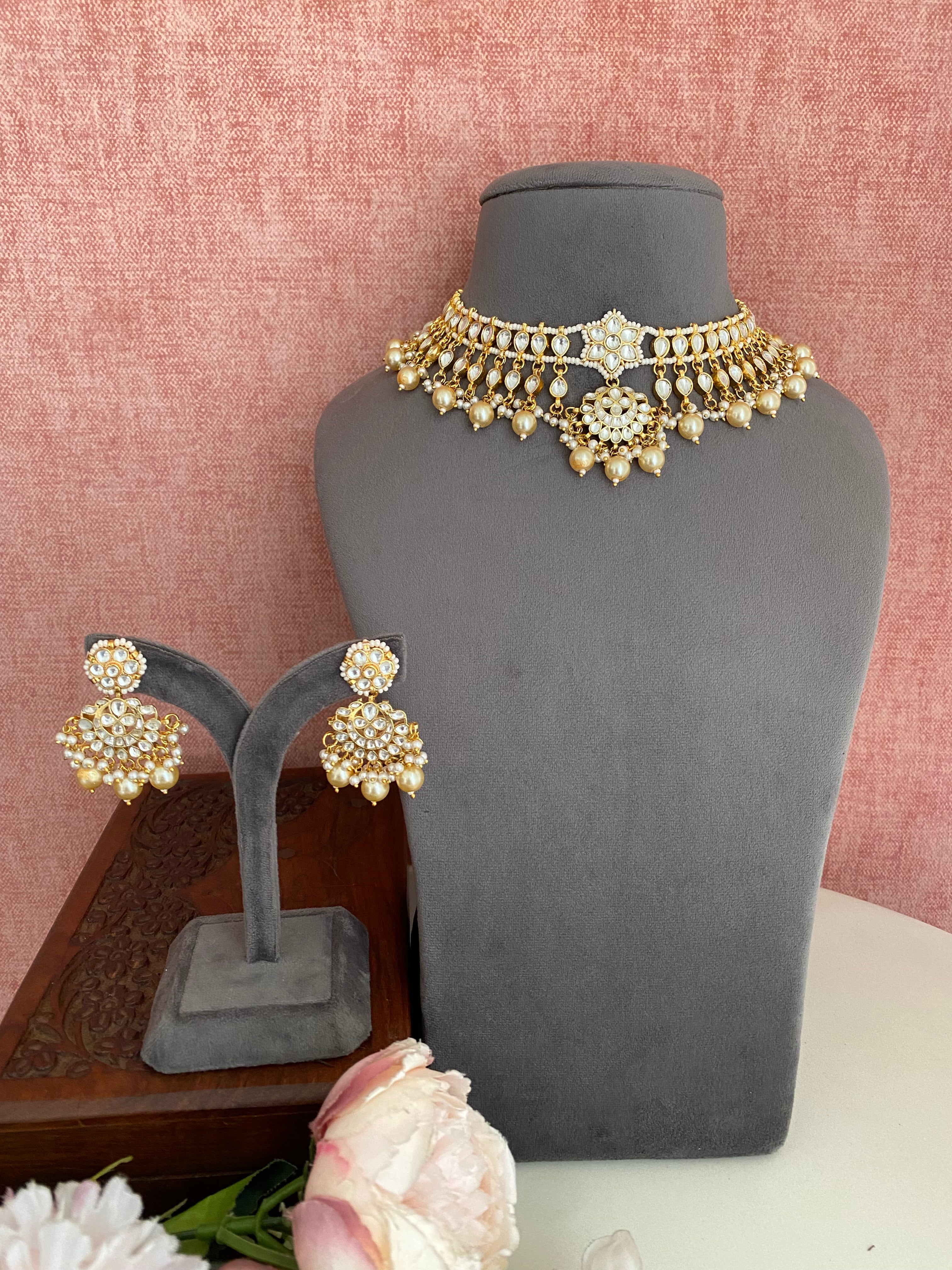 Gold plated Kundan Choker Set in pearl drops