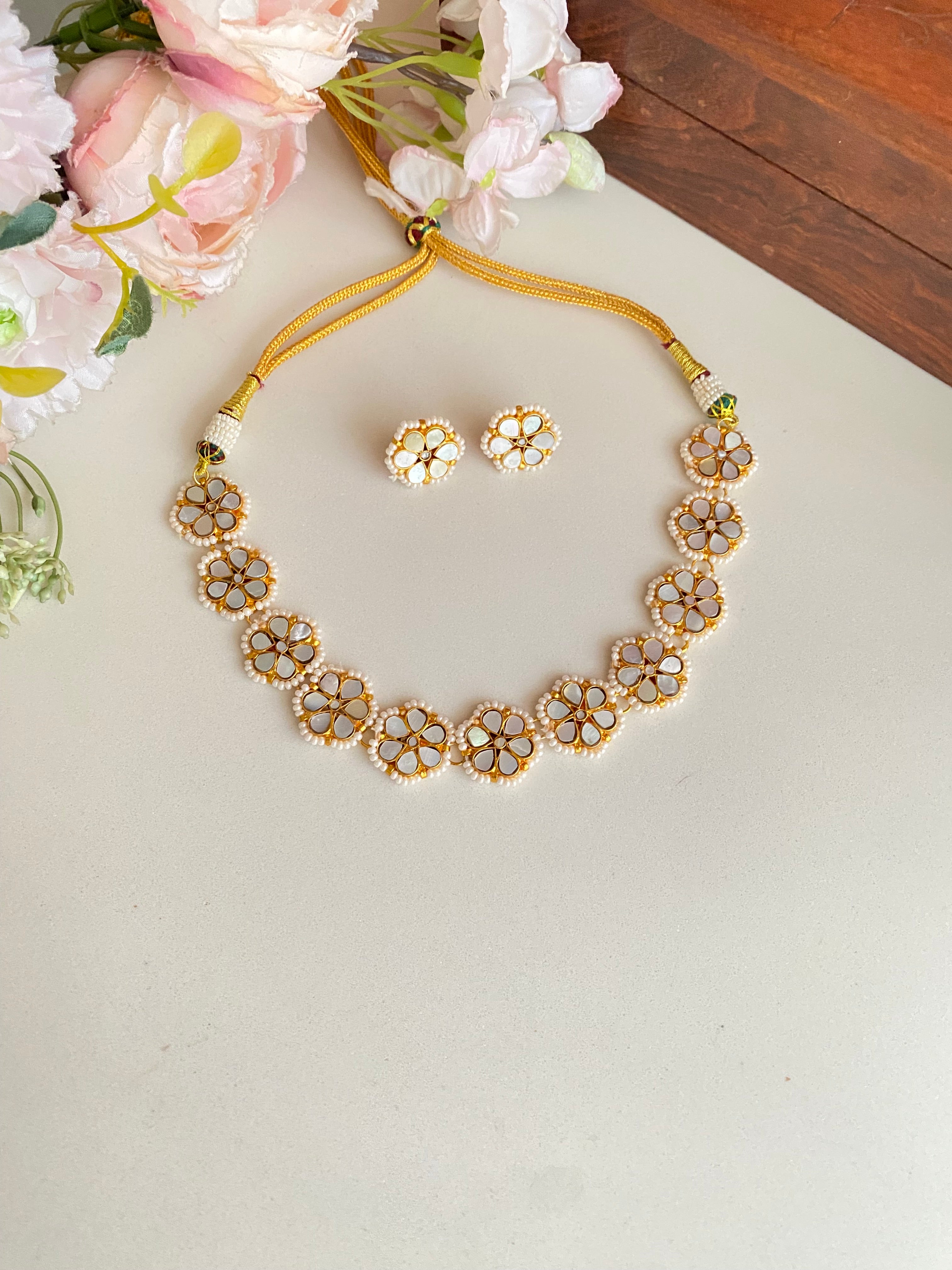 Mother of pearl Choker set