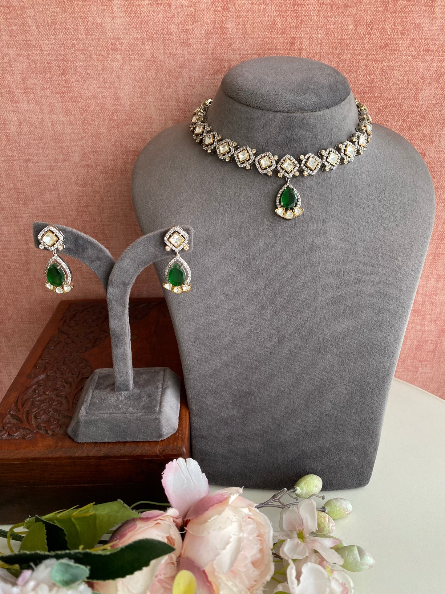 Faux Polki silver plated Necklace Set