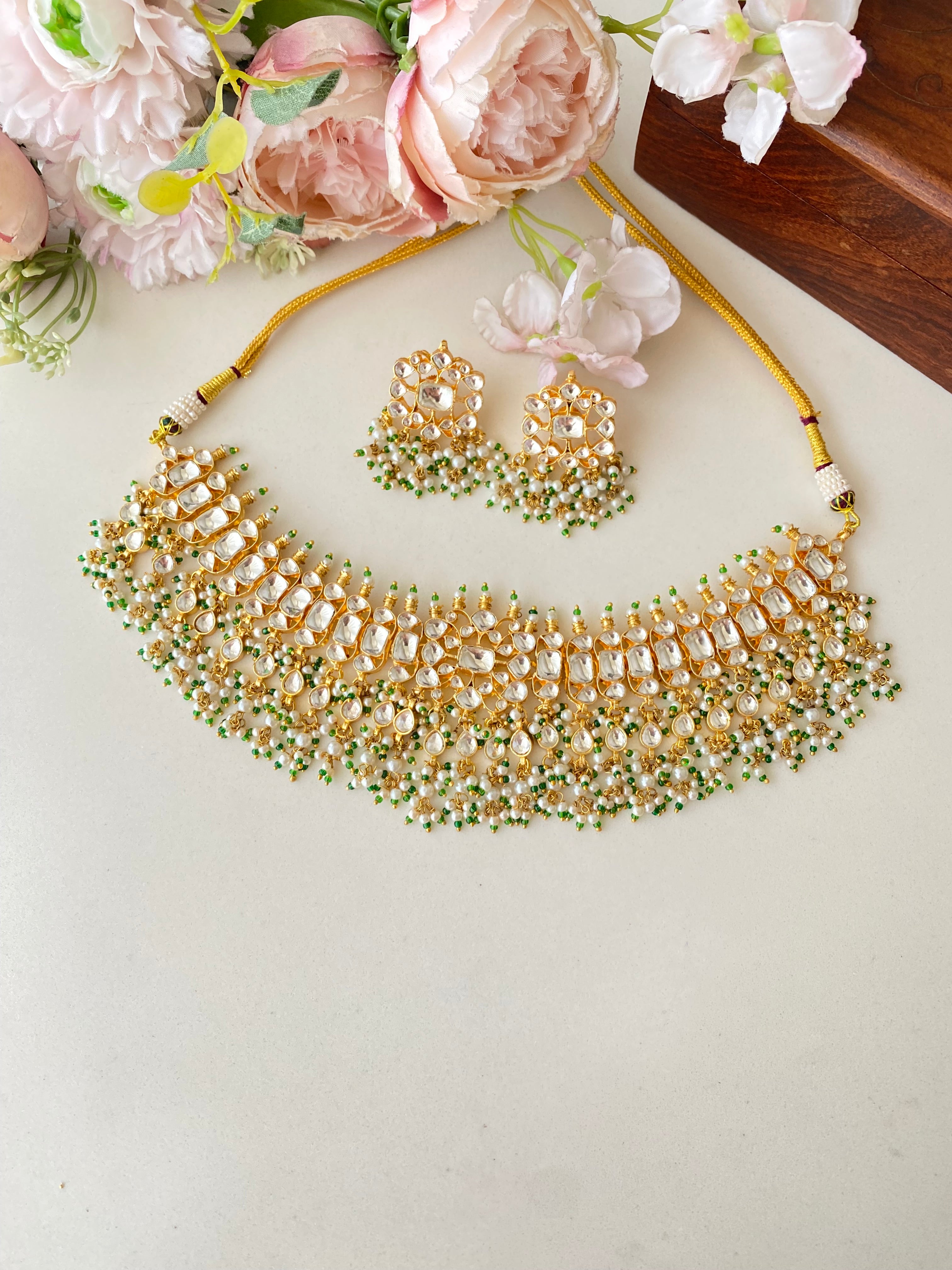Gold plated Kundan choker Set