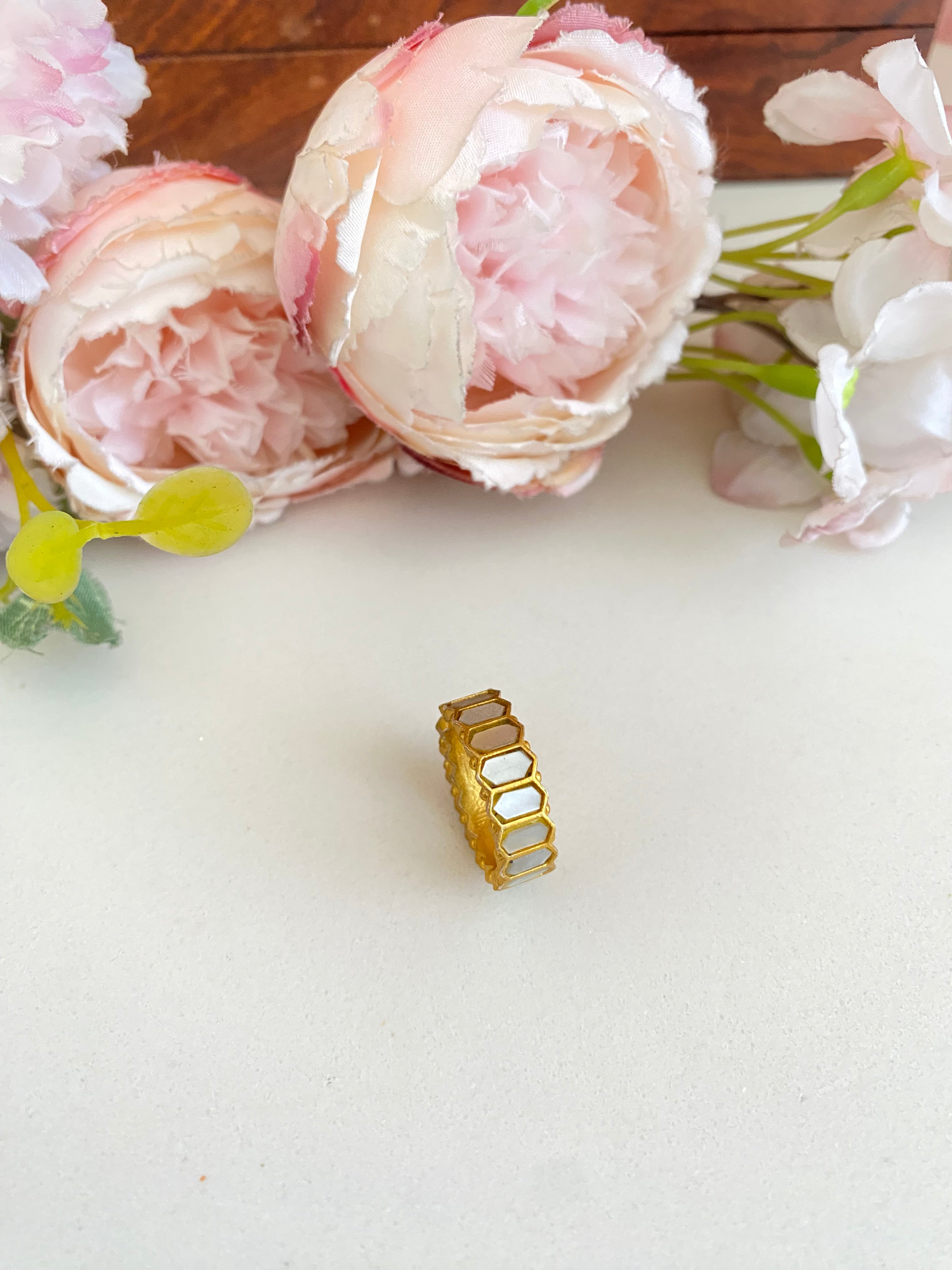 Mother of pearl Ring