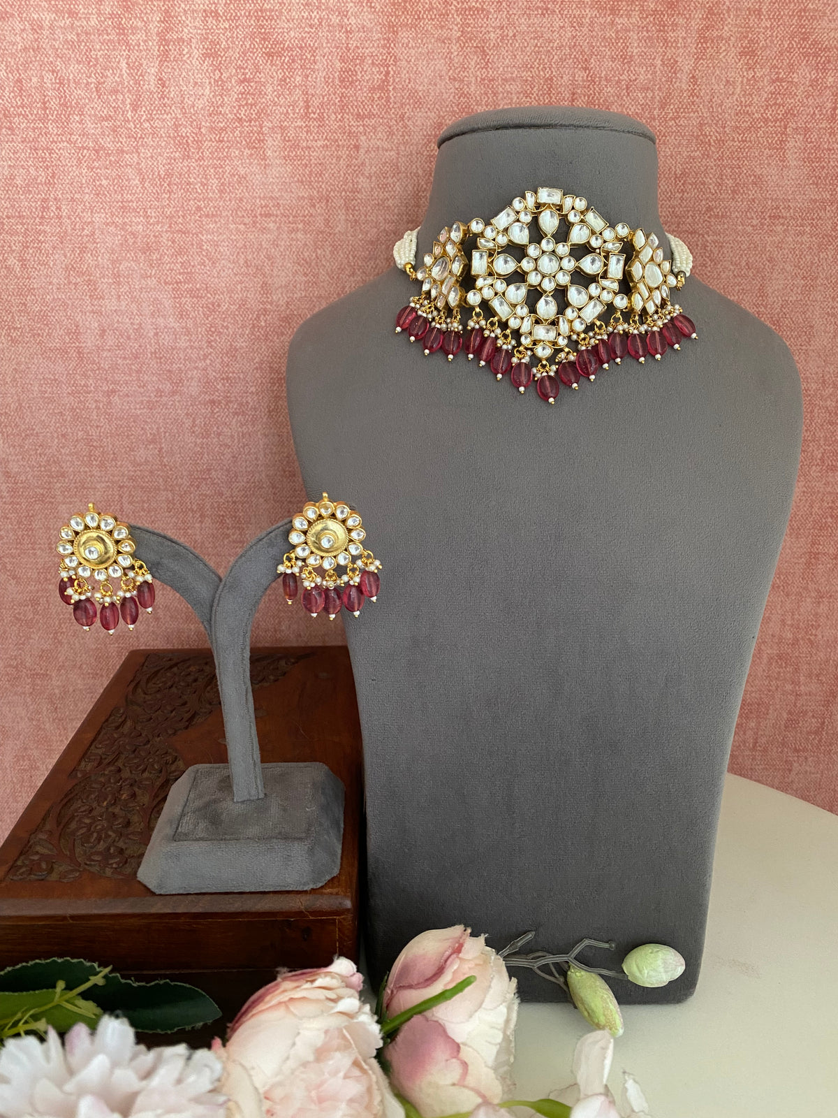 Gold plated Kundan Choker set