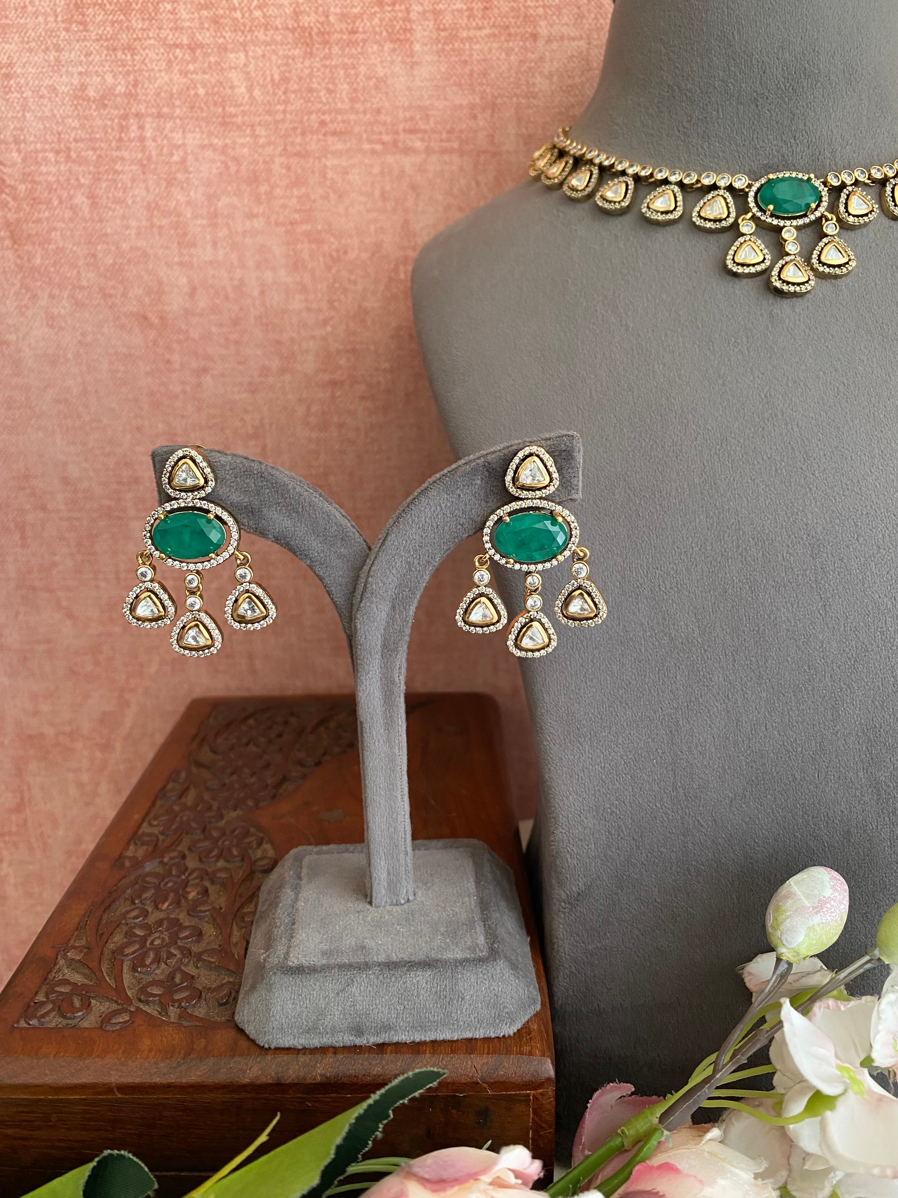 Moissanite Polki Green Stone Necklace Set
