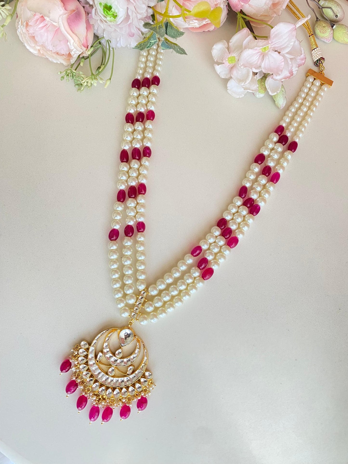 Gold Plated Kundan Necklace in Red Drops