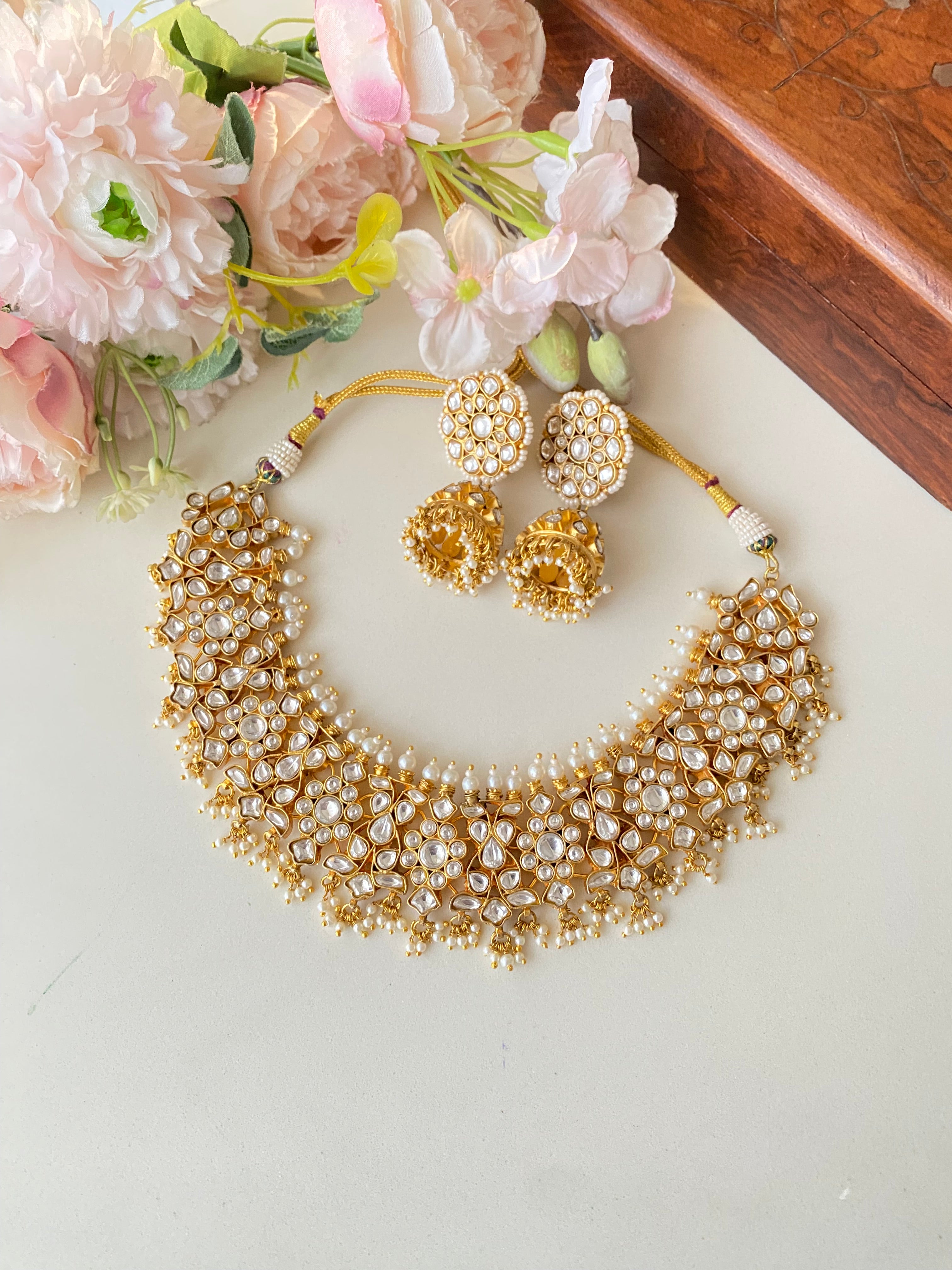 Gold plated Kundan choker Set