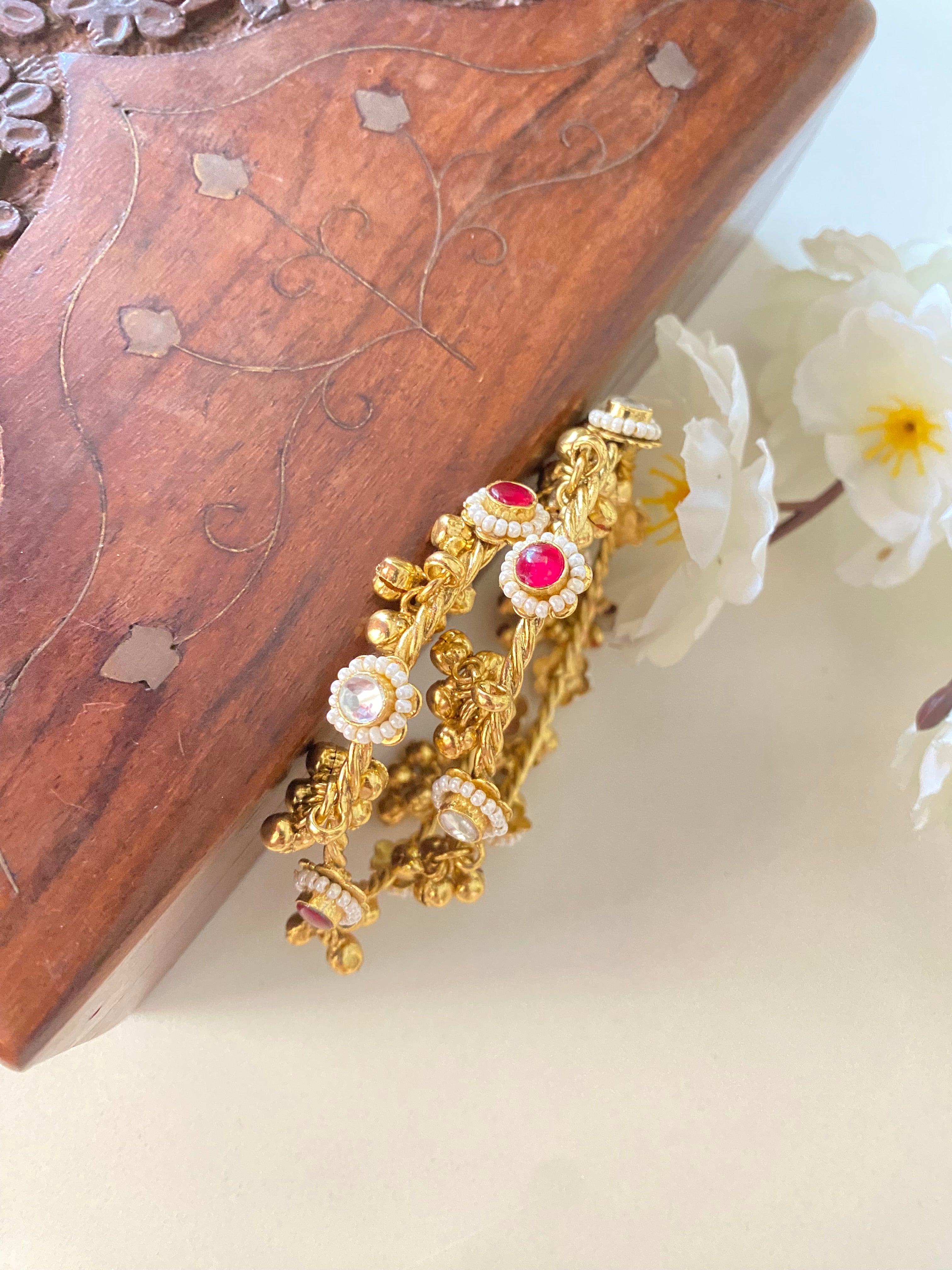 Gold plated Kundan Bangles