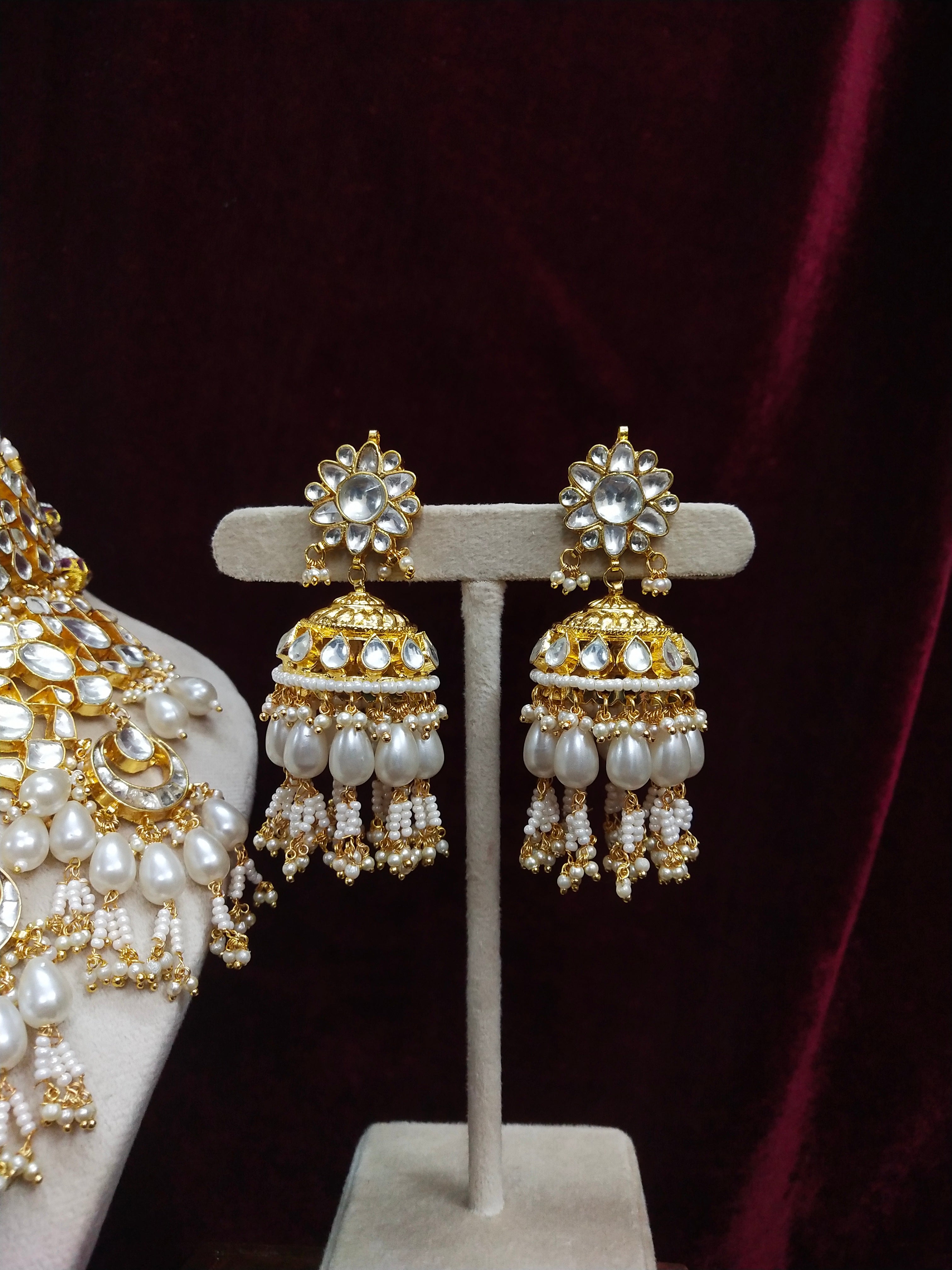 Gold plated Kundan Necklace Set