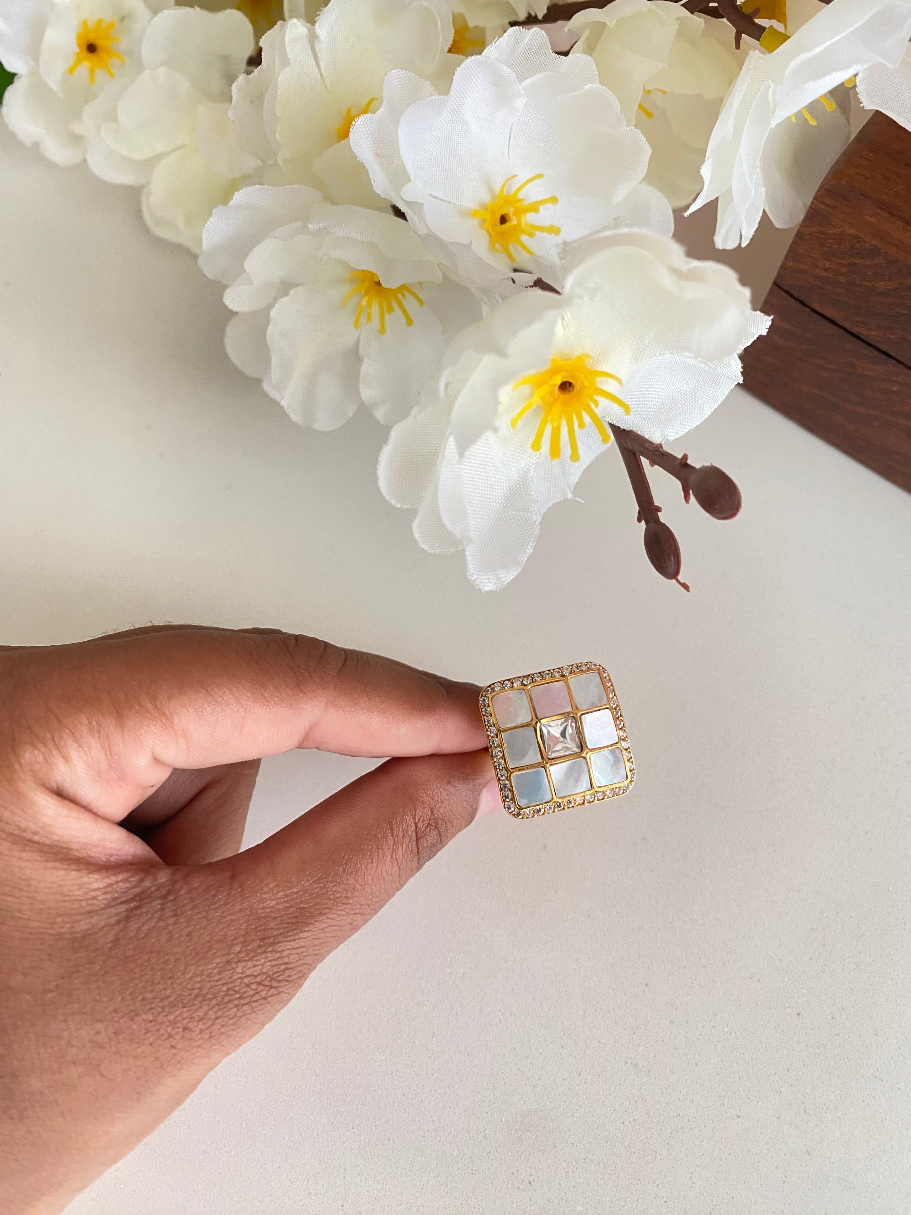 Mother of pearl Ring