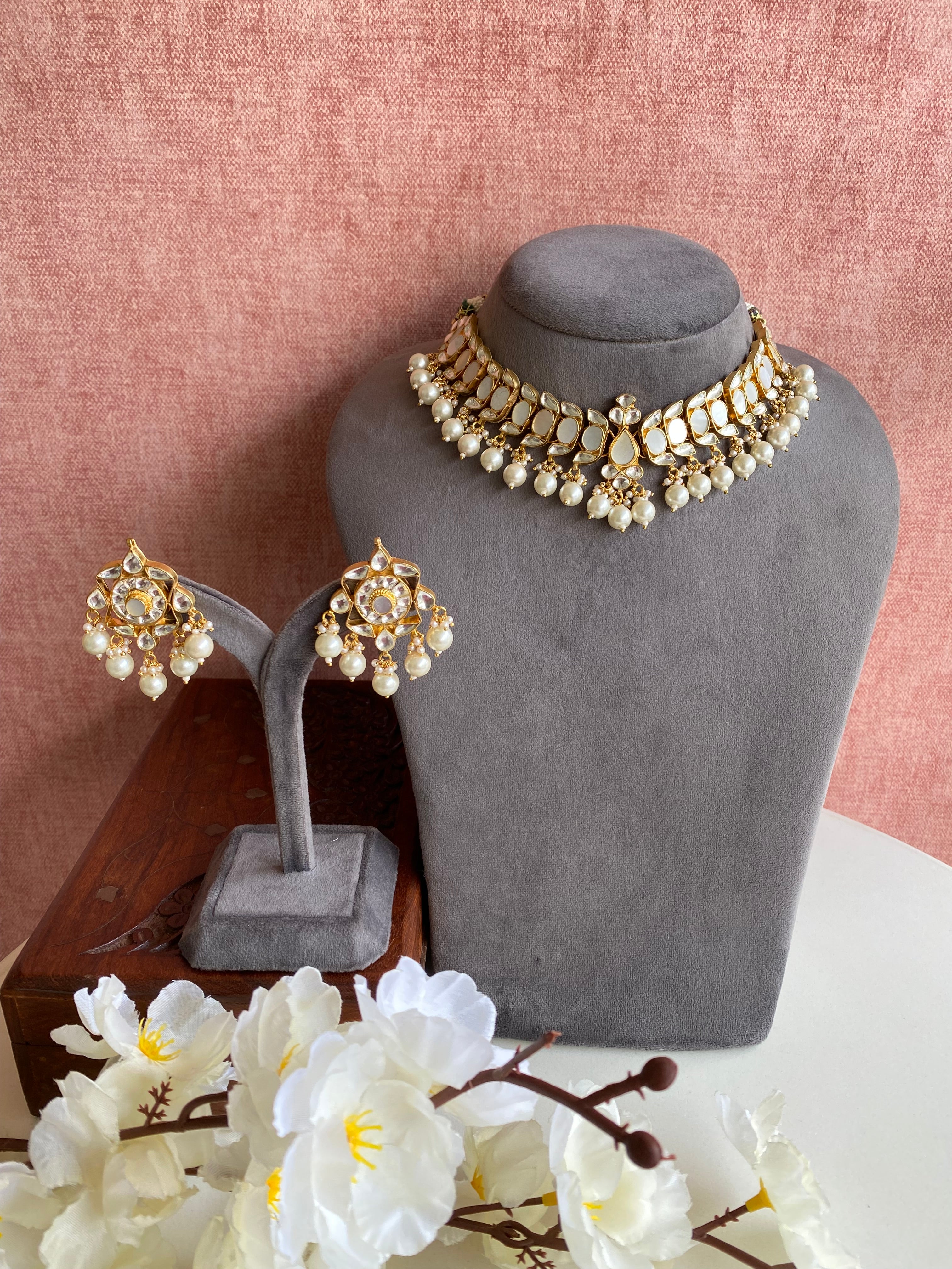 Mother Of Pearl Necklace set