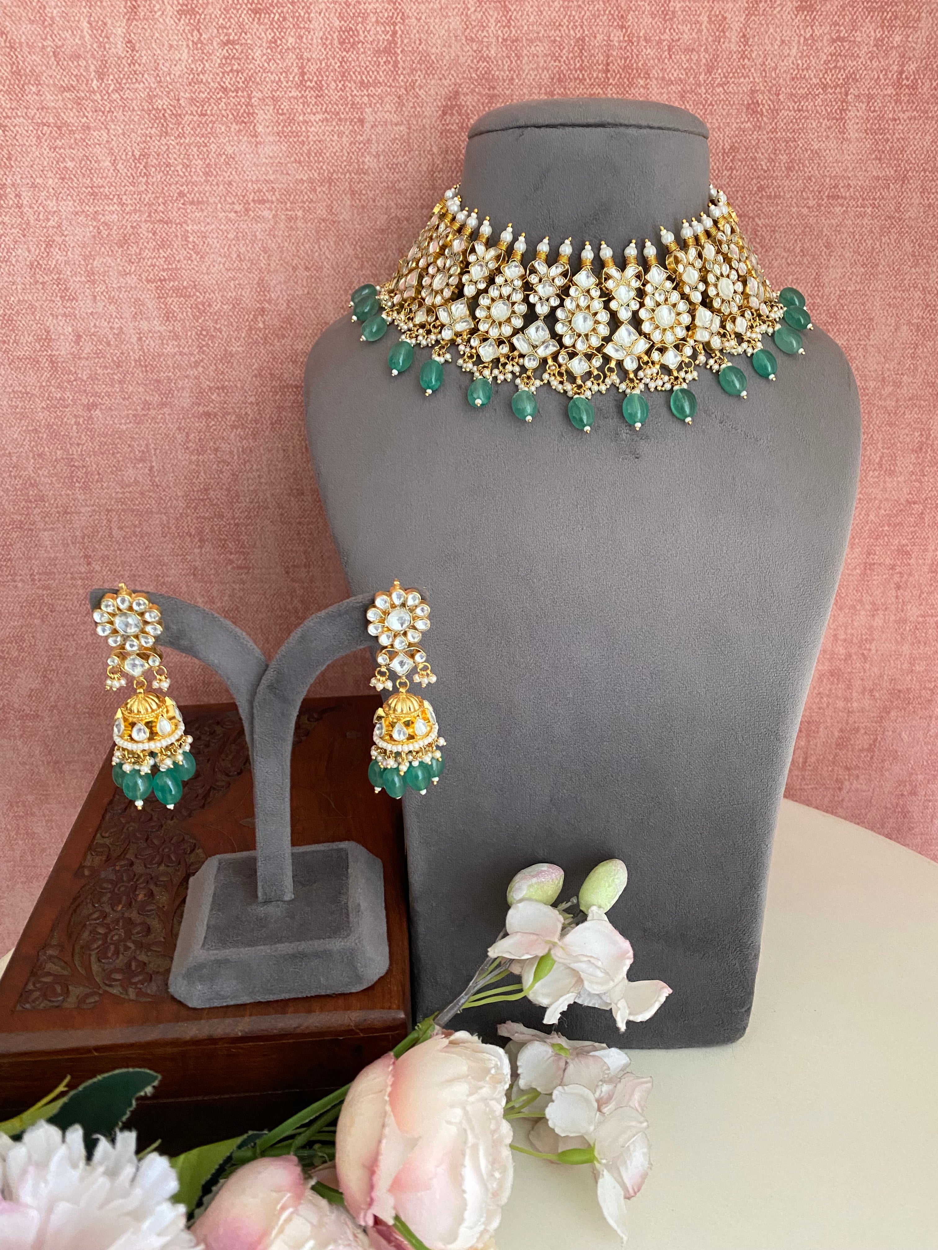 Gold plated Kundan Necklace Set