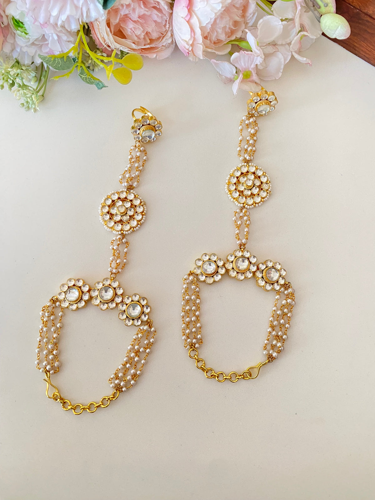 Gold Plated Kundan Hathphool