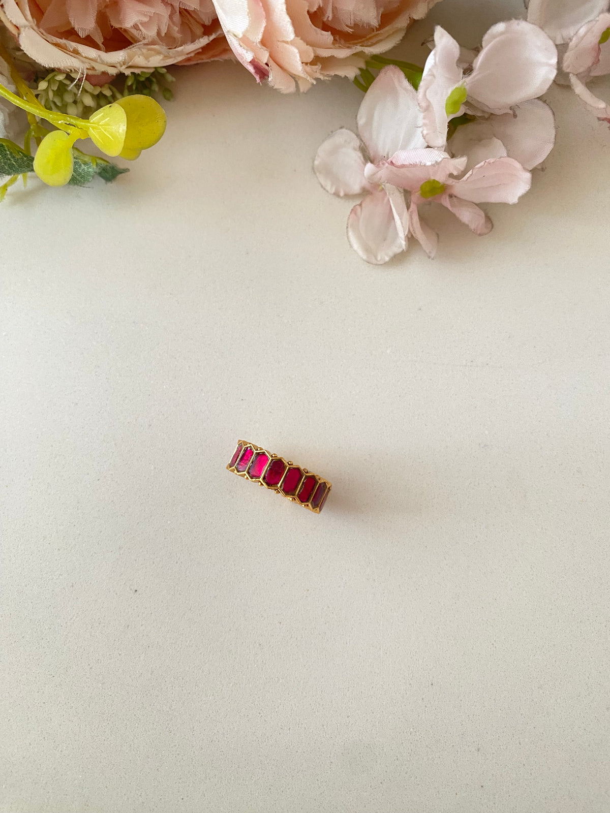 Gold plated pink Kundan Band Ring