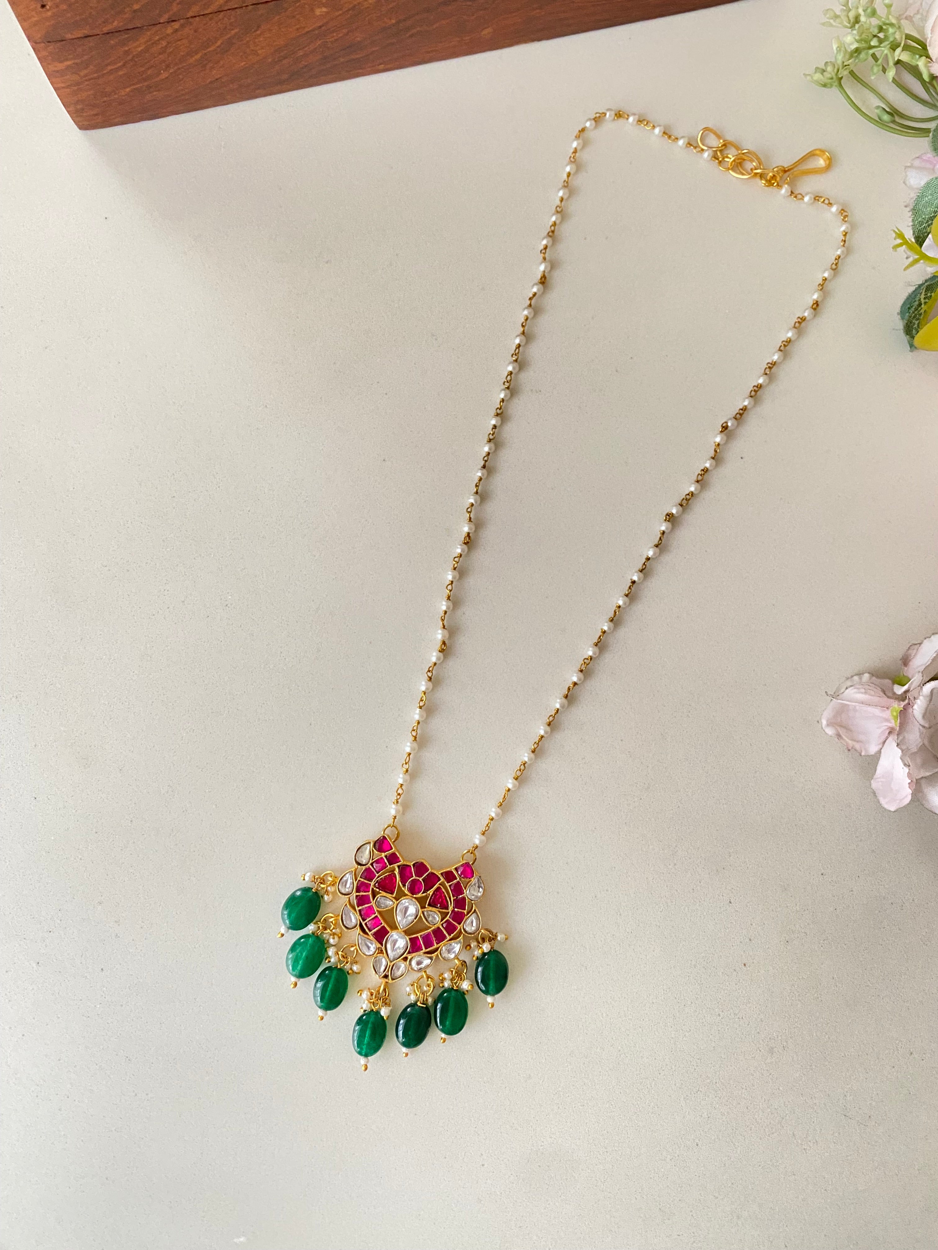 Gold plated Pink Kundan Pendant Set