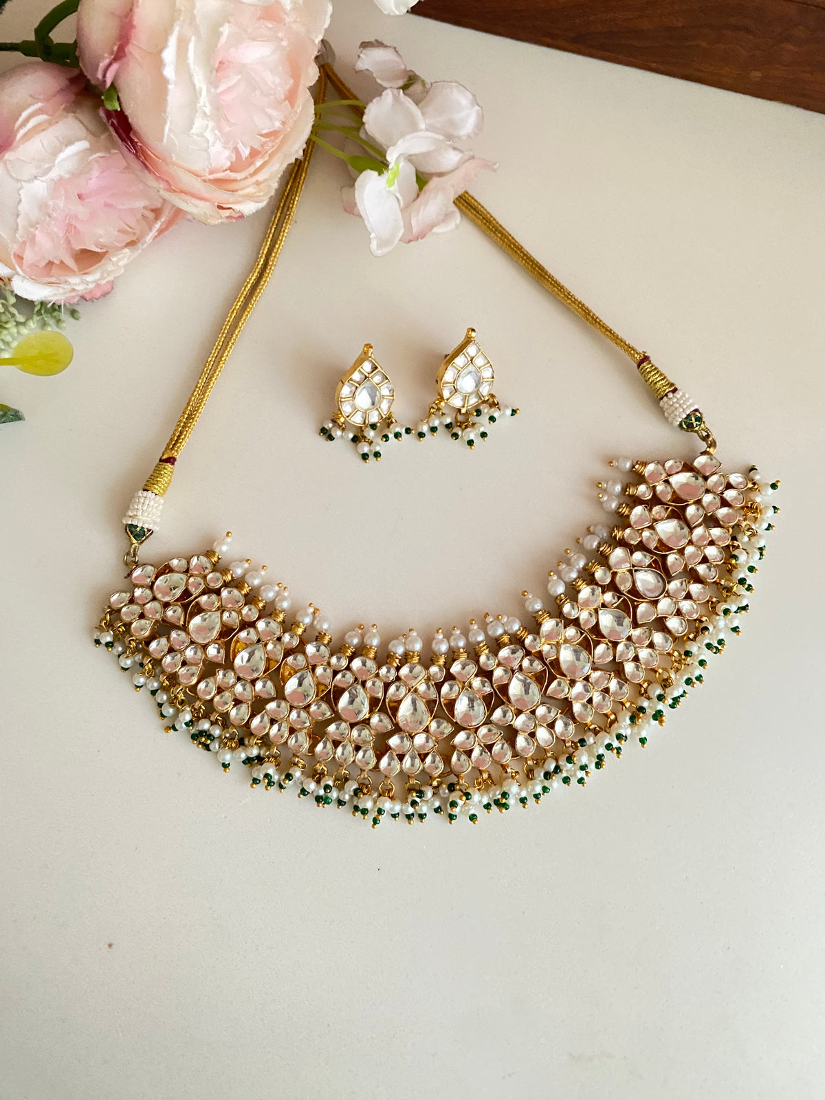 Gold plated Kundan choker Set