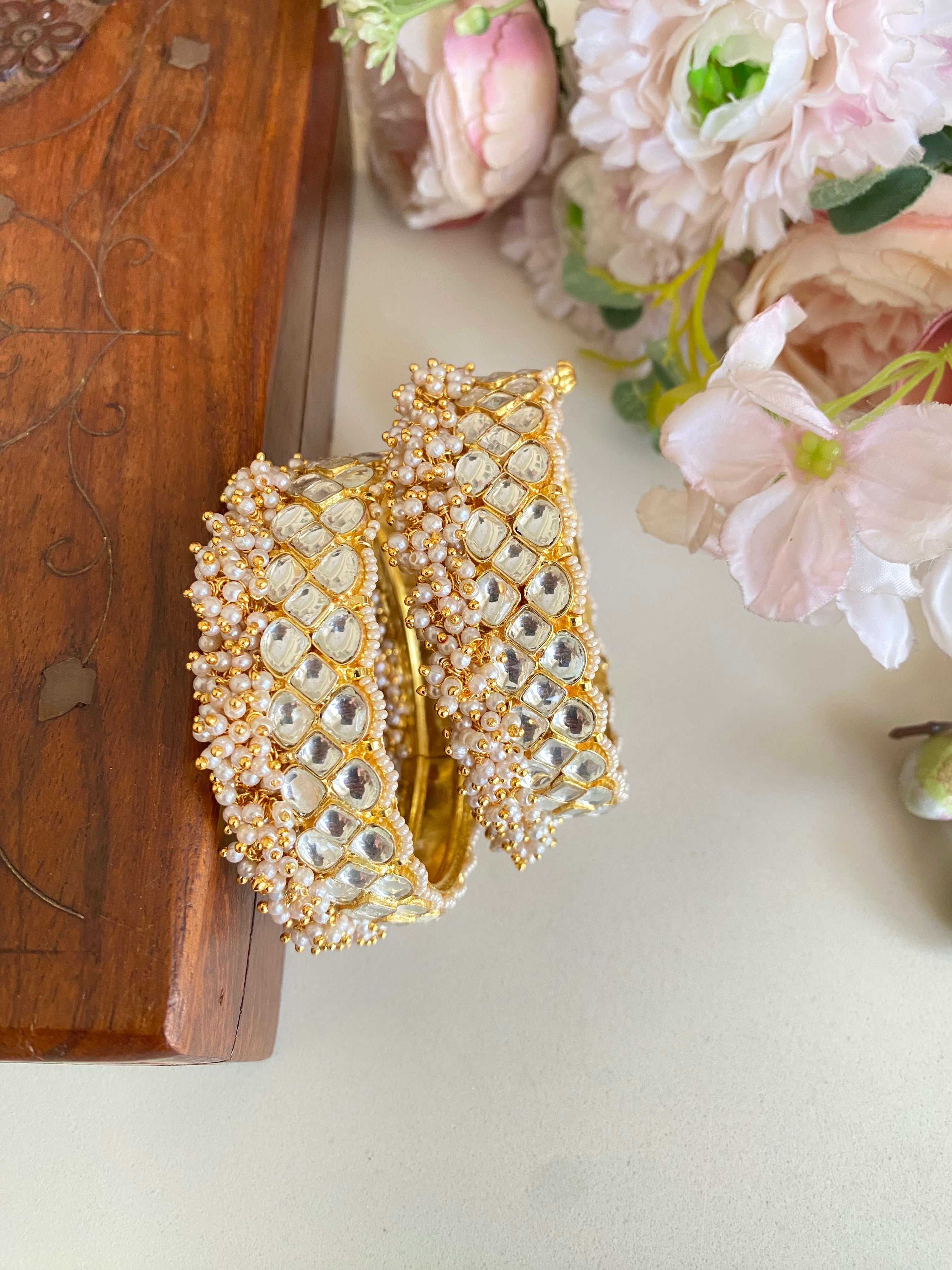 Gold plated Kundan Bangle in pearl detailing