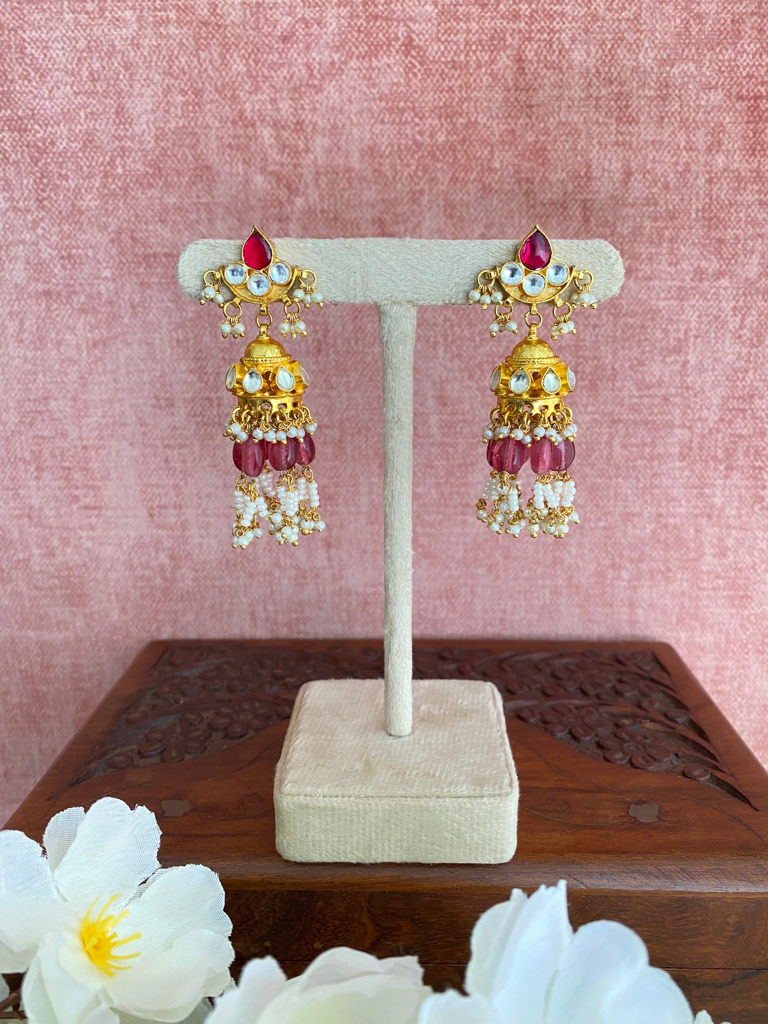 Gold plated Kundan Jhumka Earring