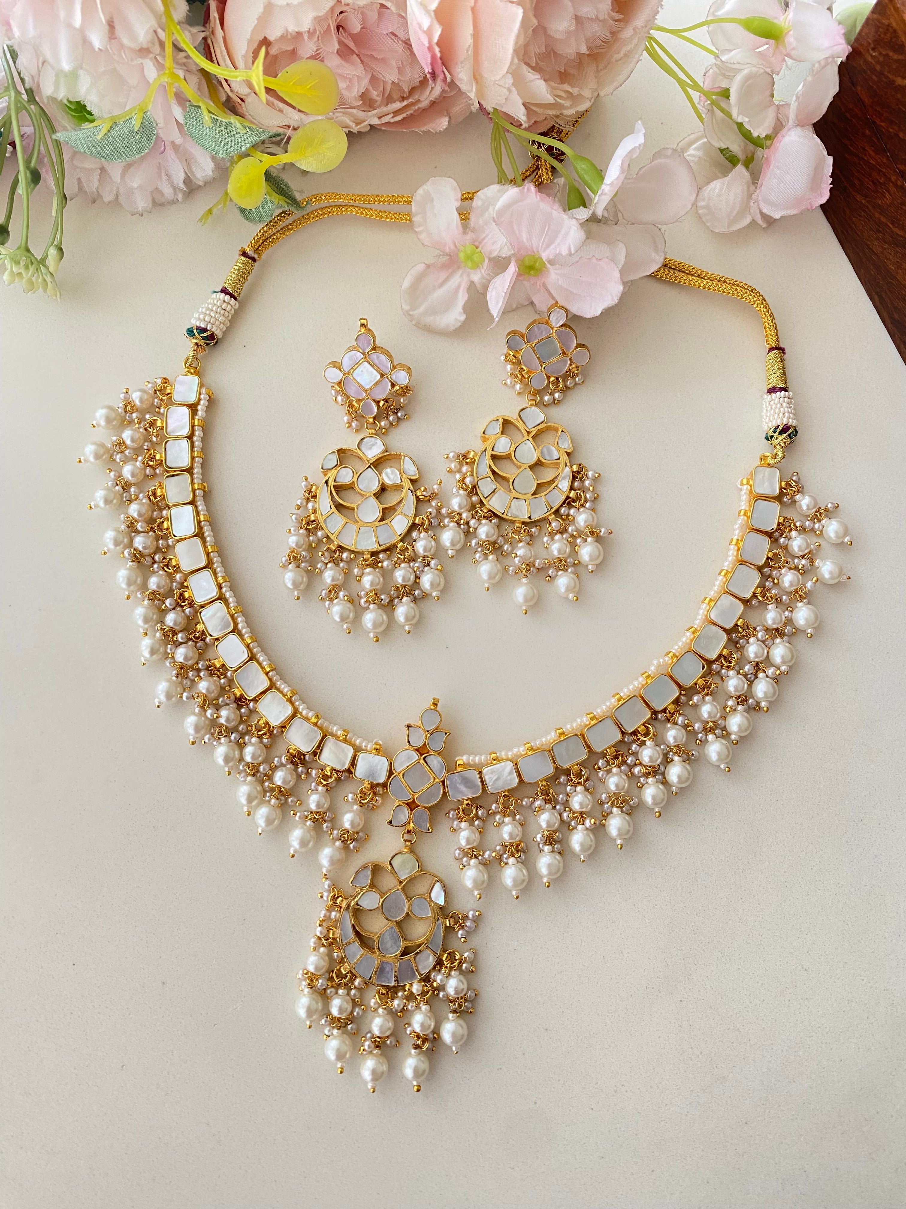 Mother Of pearl Necklace set