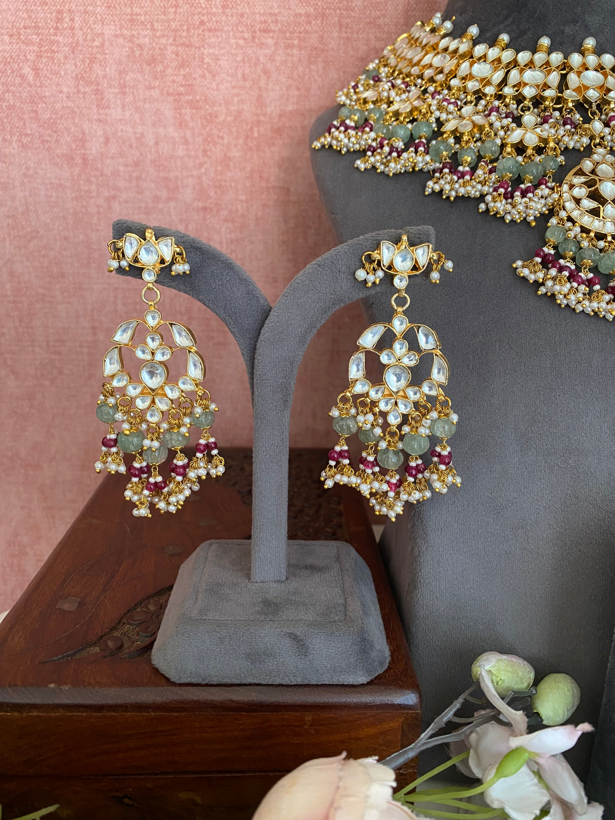 Gold plated Kundan Necklace Set