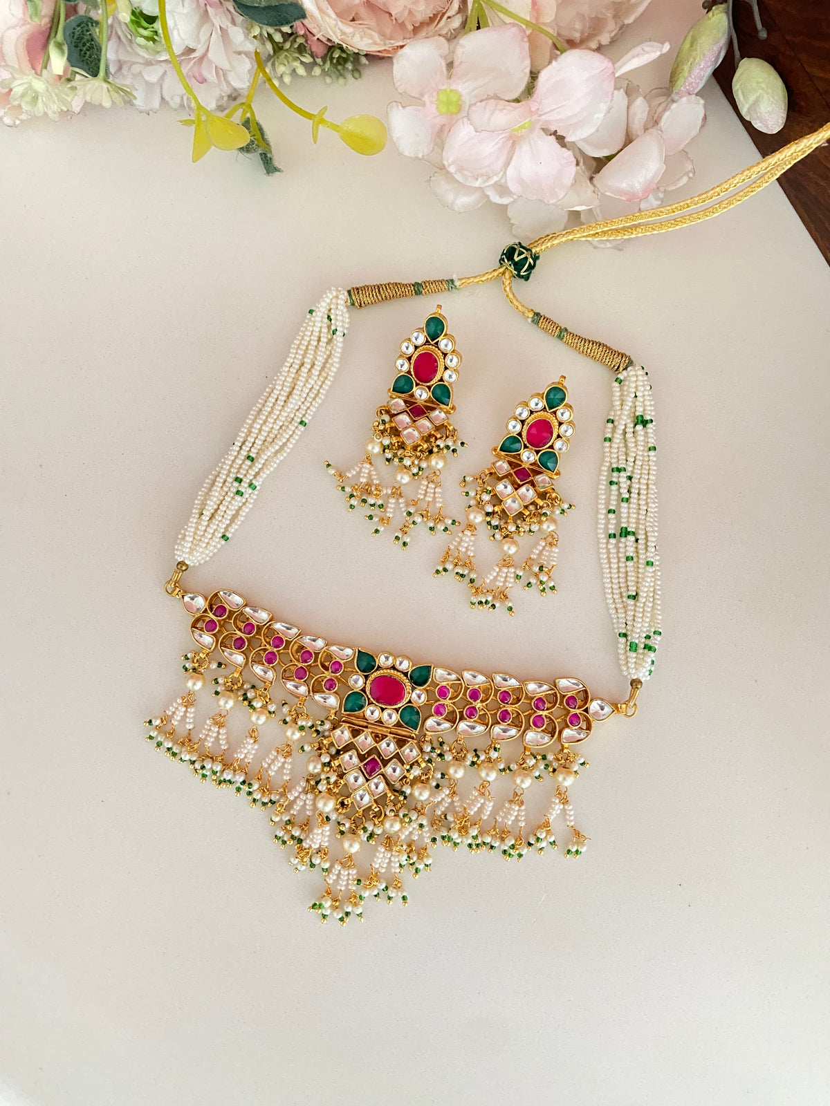 Gold plated Kundan choker Set