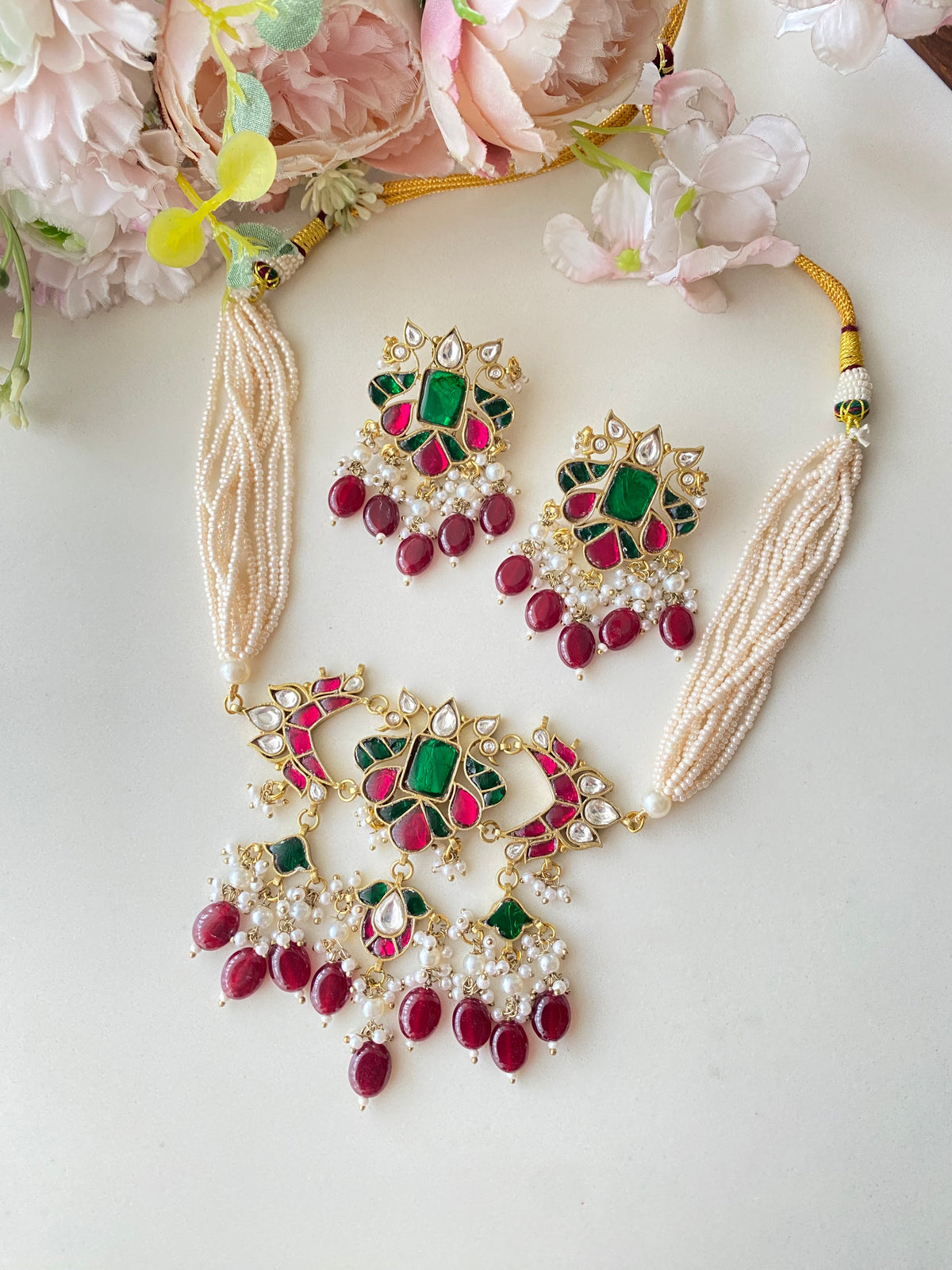 Gold plated Kundan choker Set