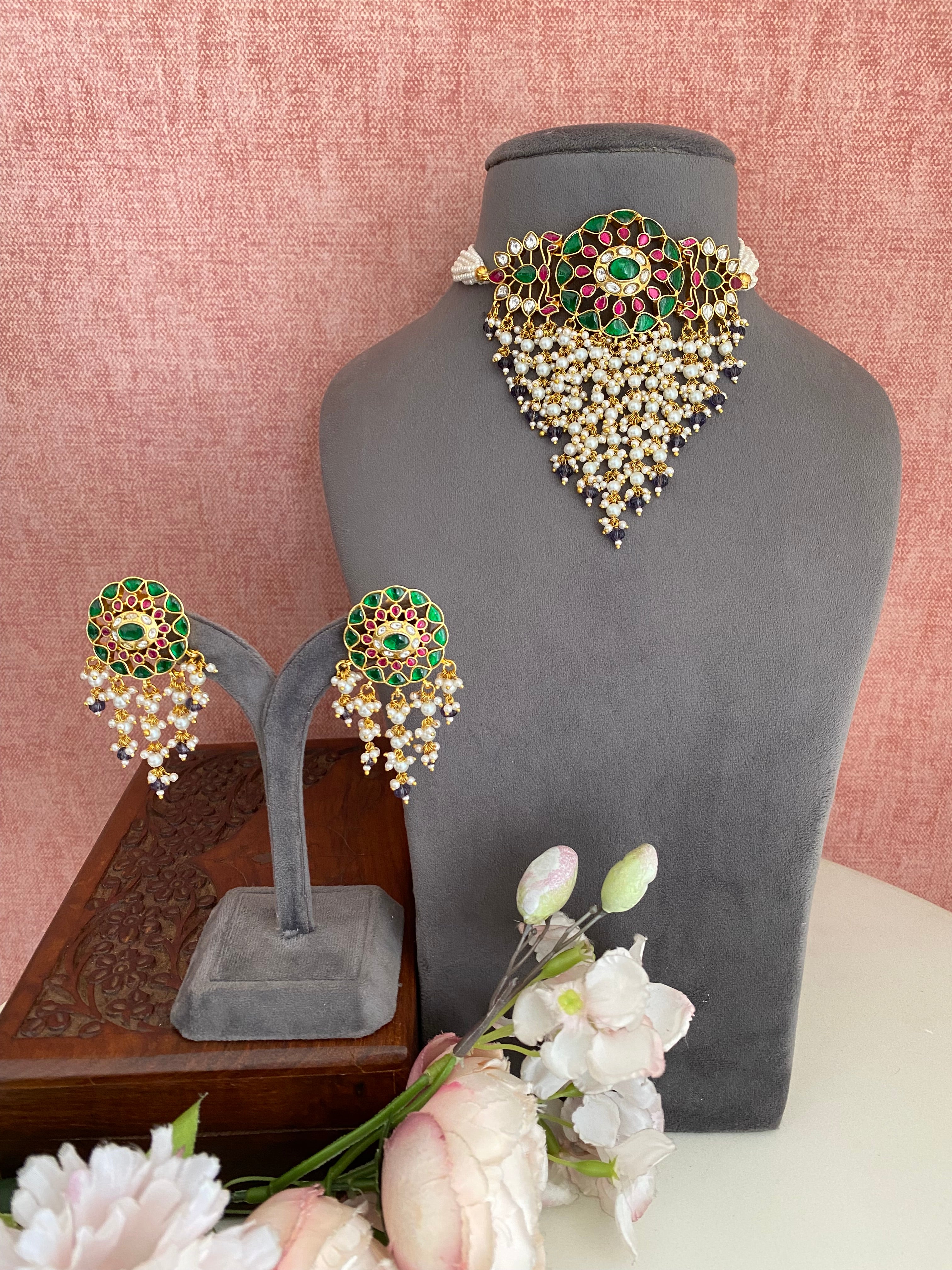 Kundan Colored Choker Set in Mint Drops