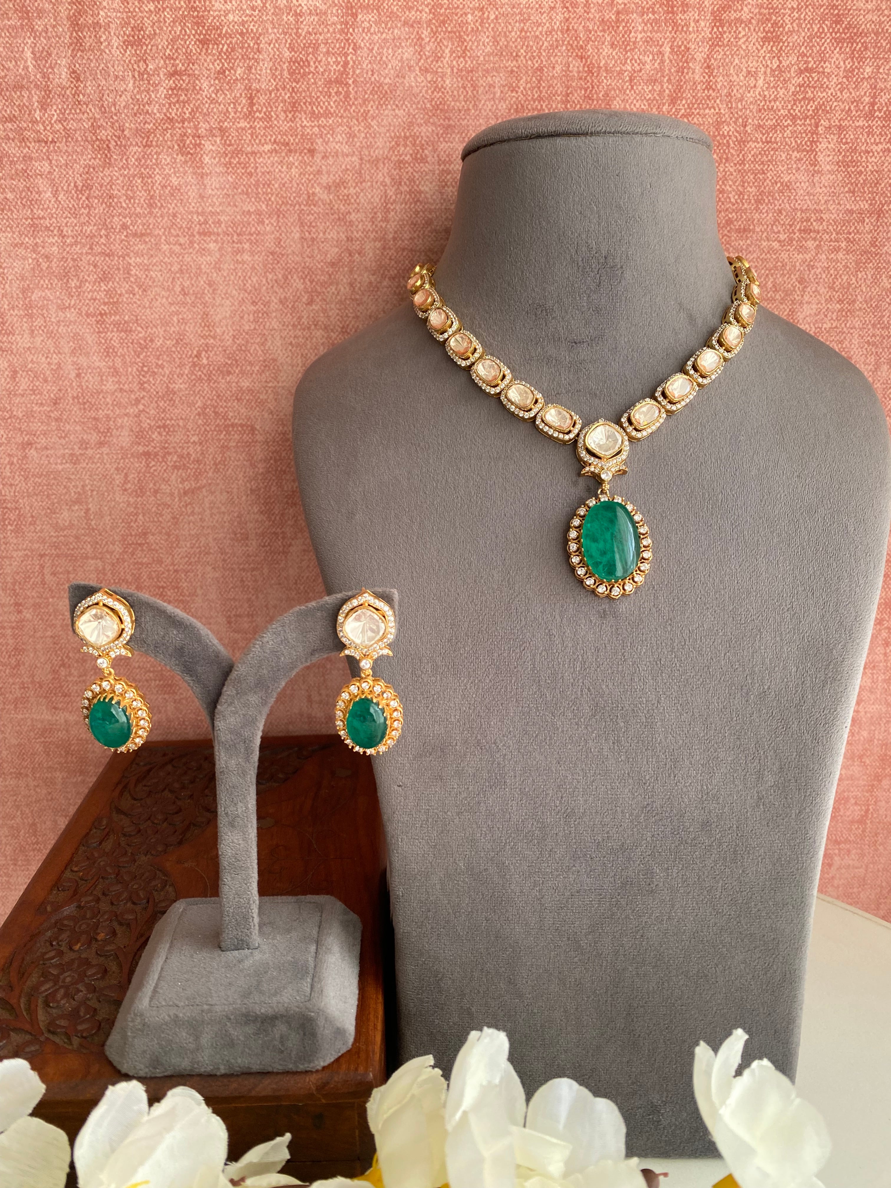 Moissanite Stone Green Necklace Set