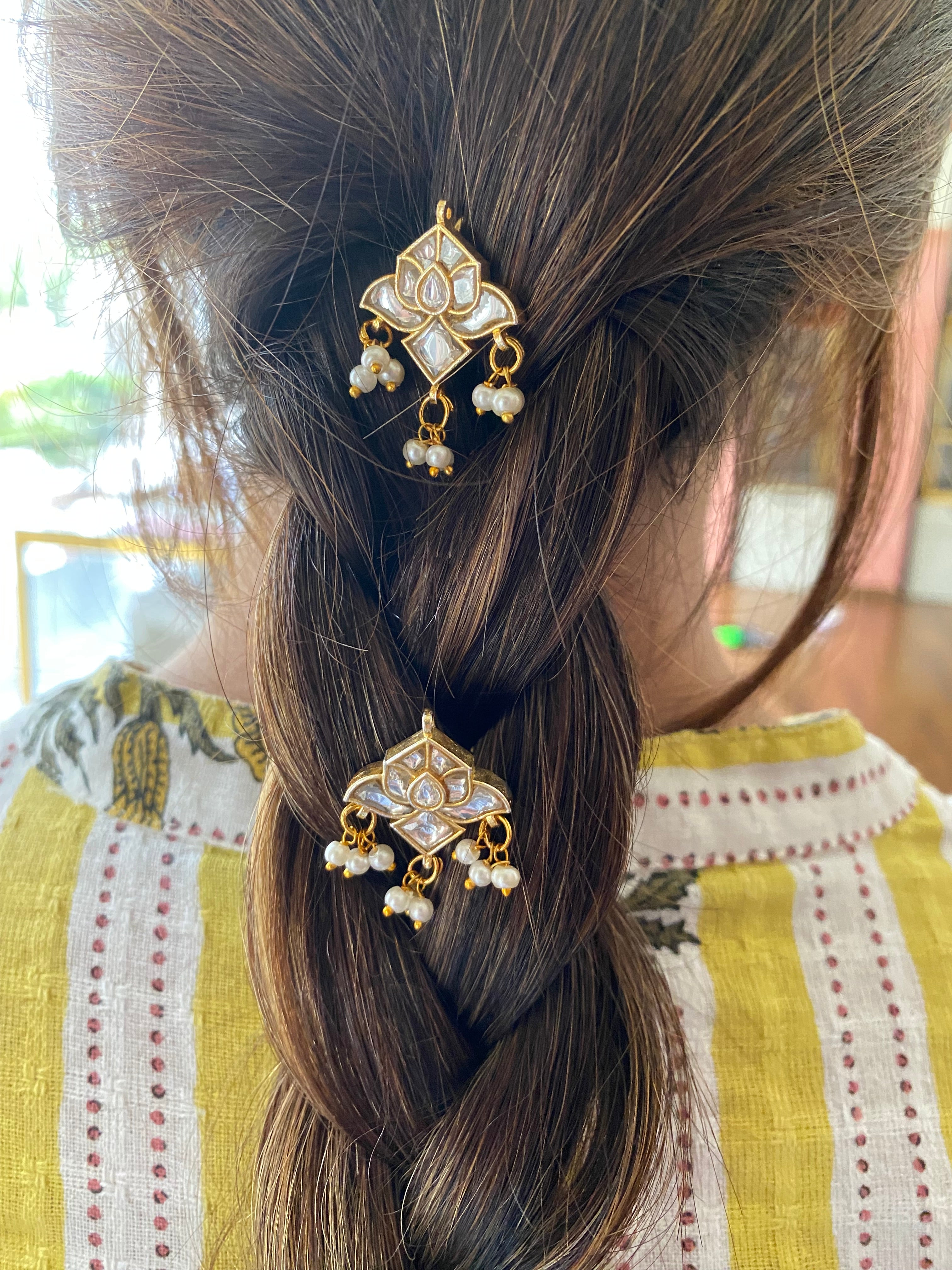 Gold Plated Kundan braid pin