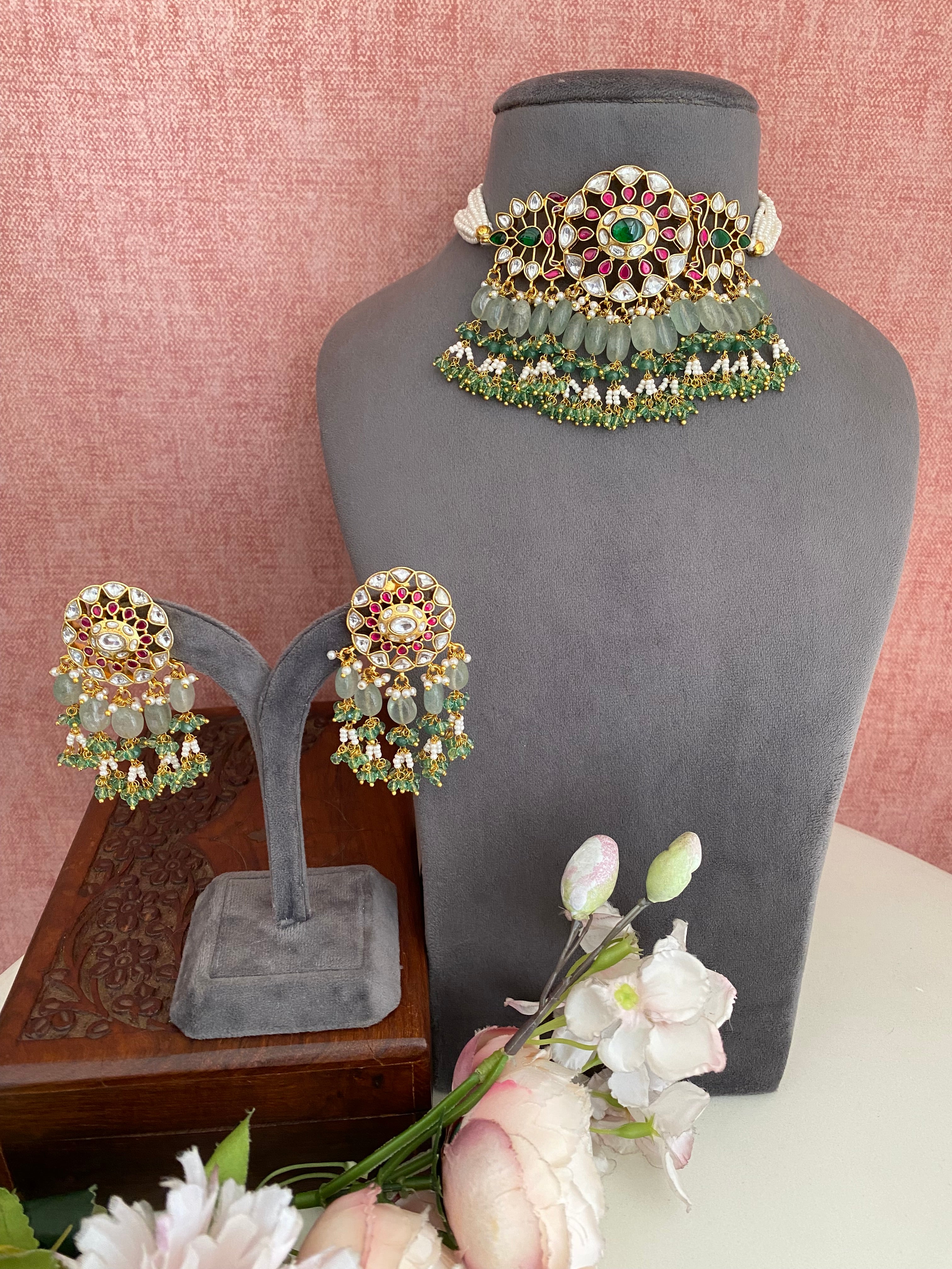 Kundan Colored Choker Set in Mint Drops