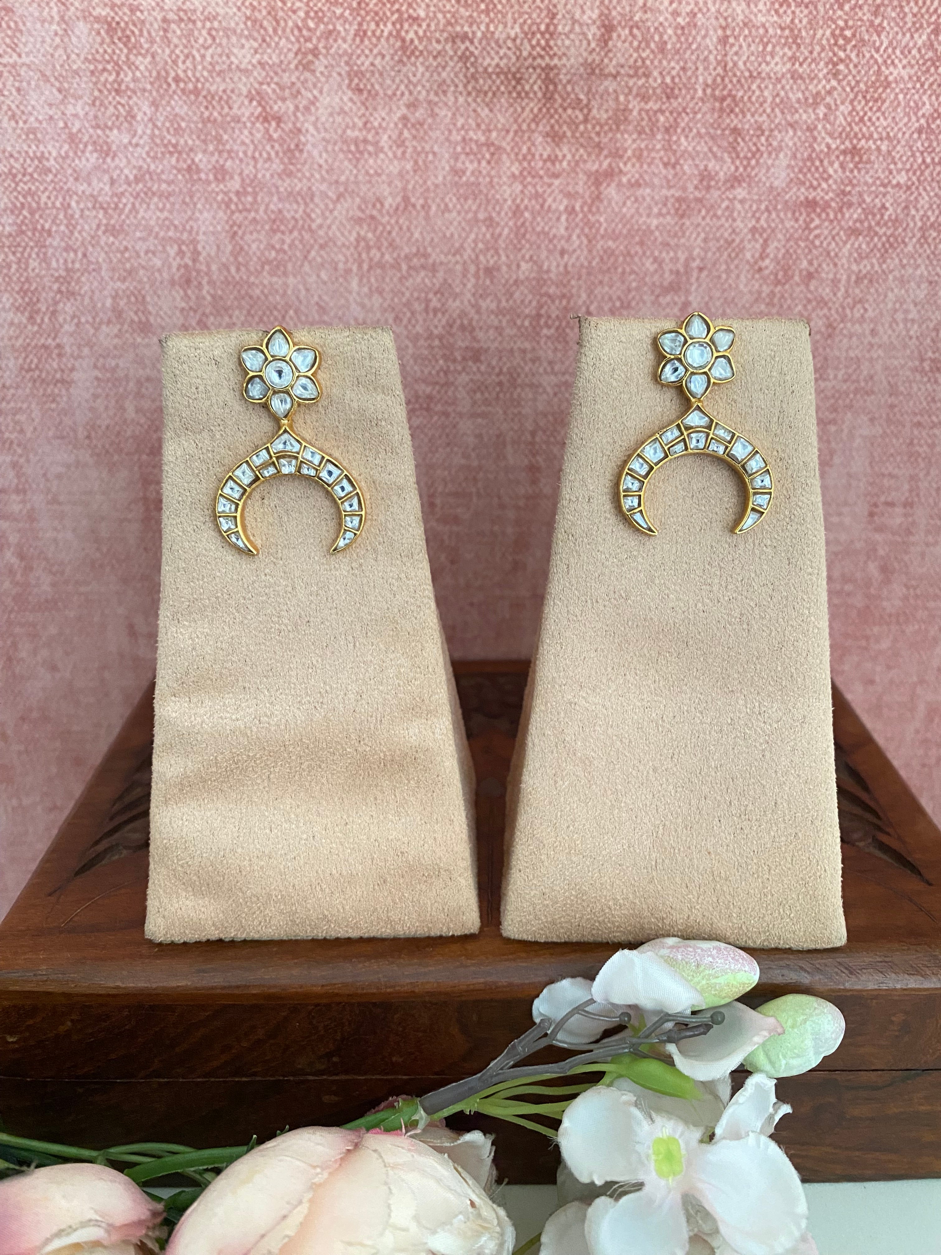 Gold plated Kundan earring