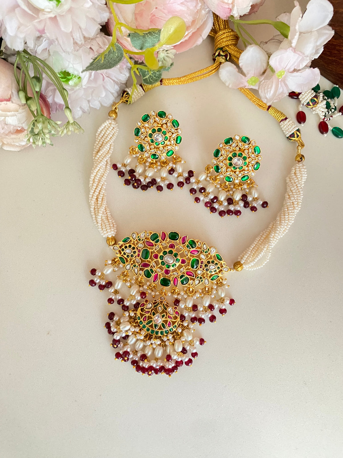 Gold plated Kundan Choker Set