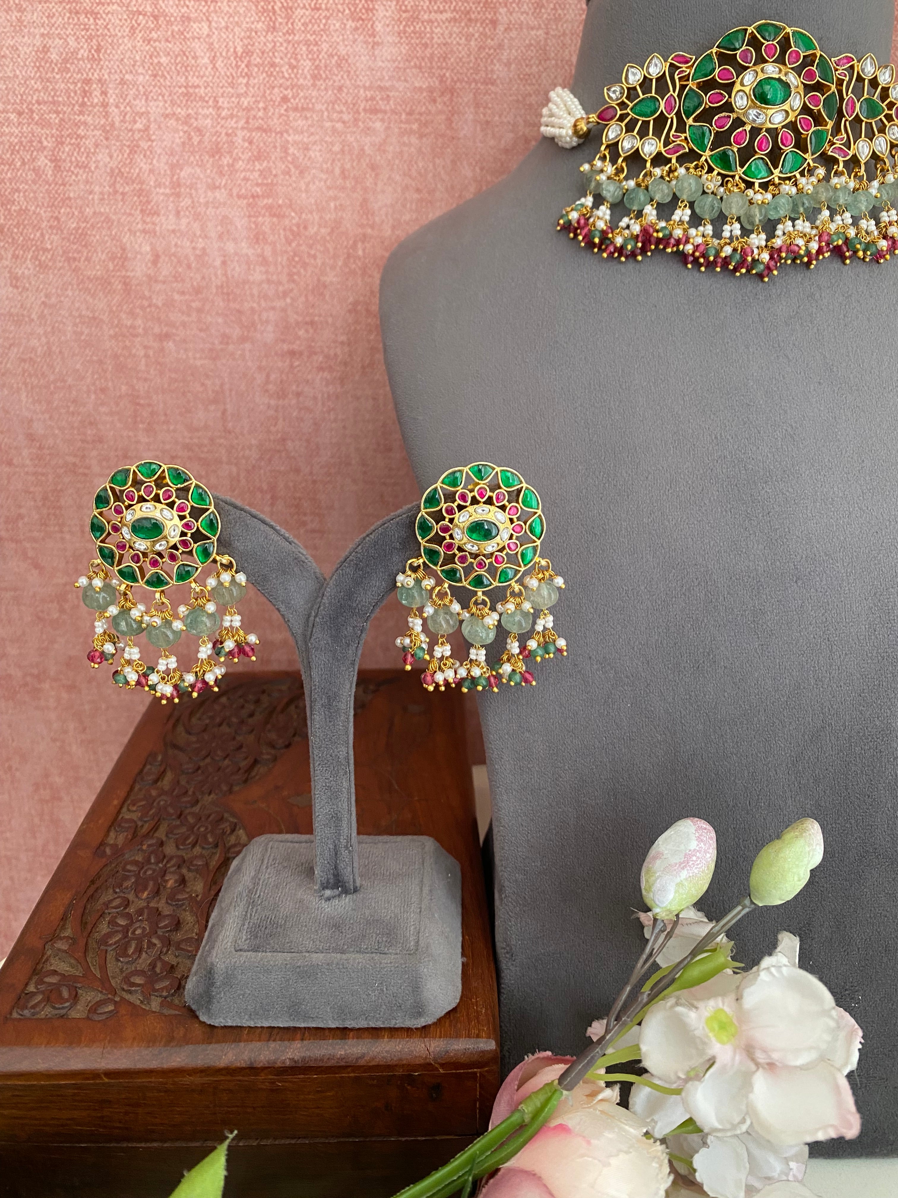Kundan Colored Choker Set in Mint Drops