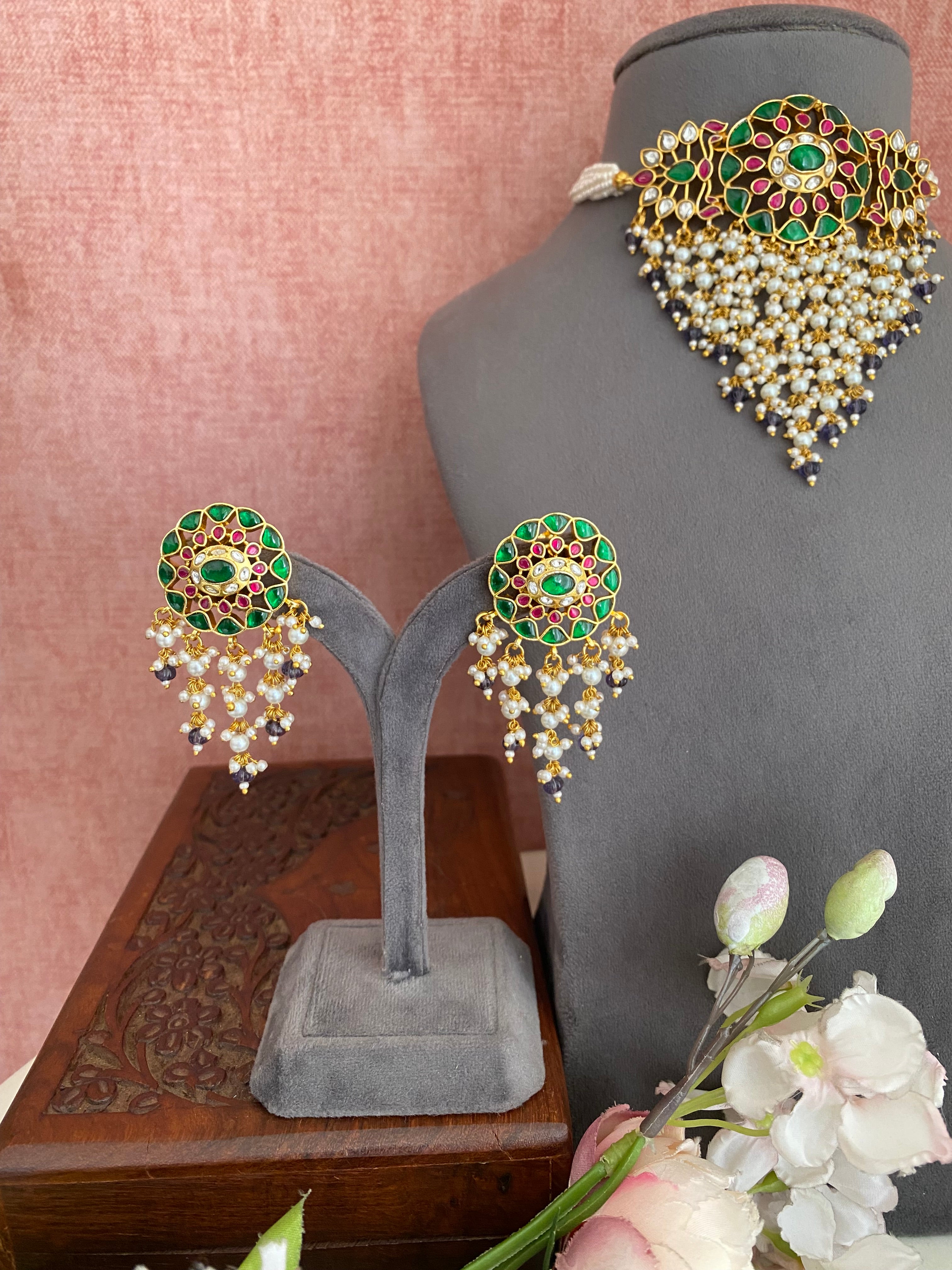 Kundan Colored Choker Set in Mint Drops