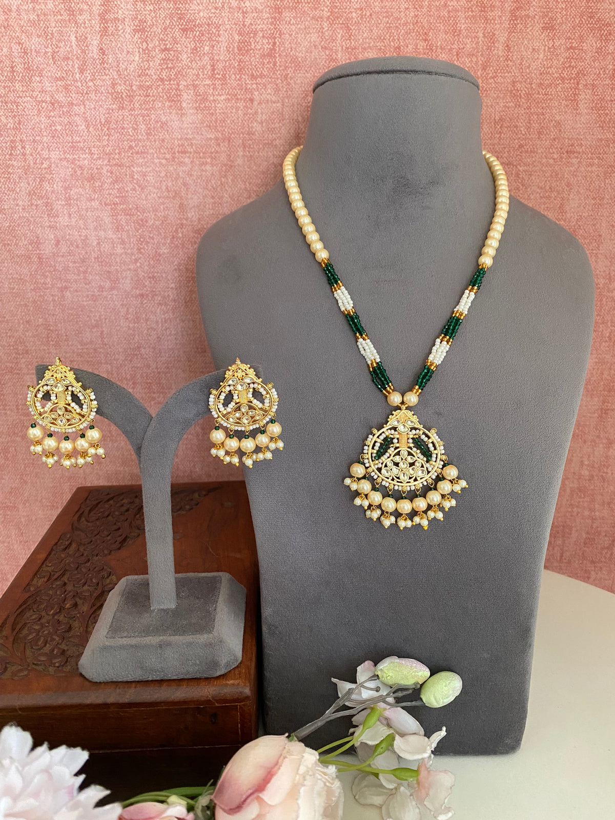Gold Plated Kundan Long Pendant Set