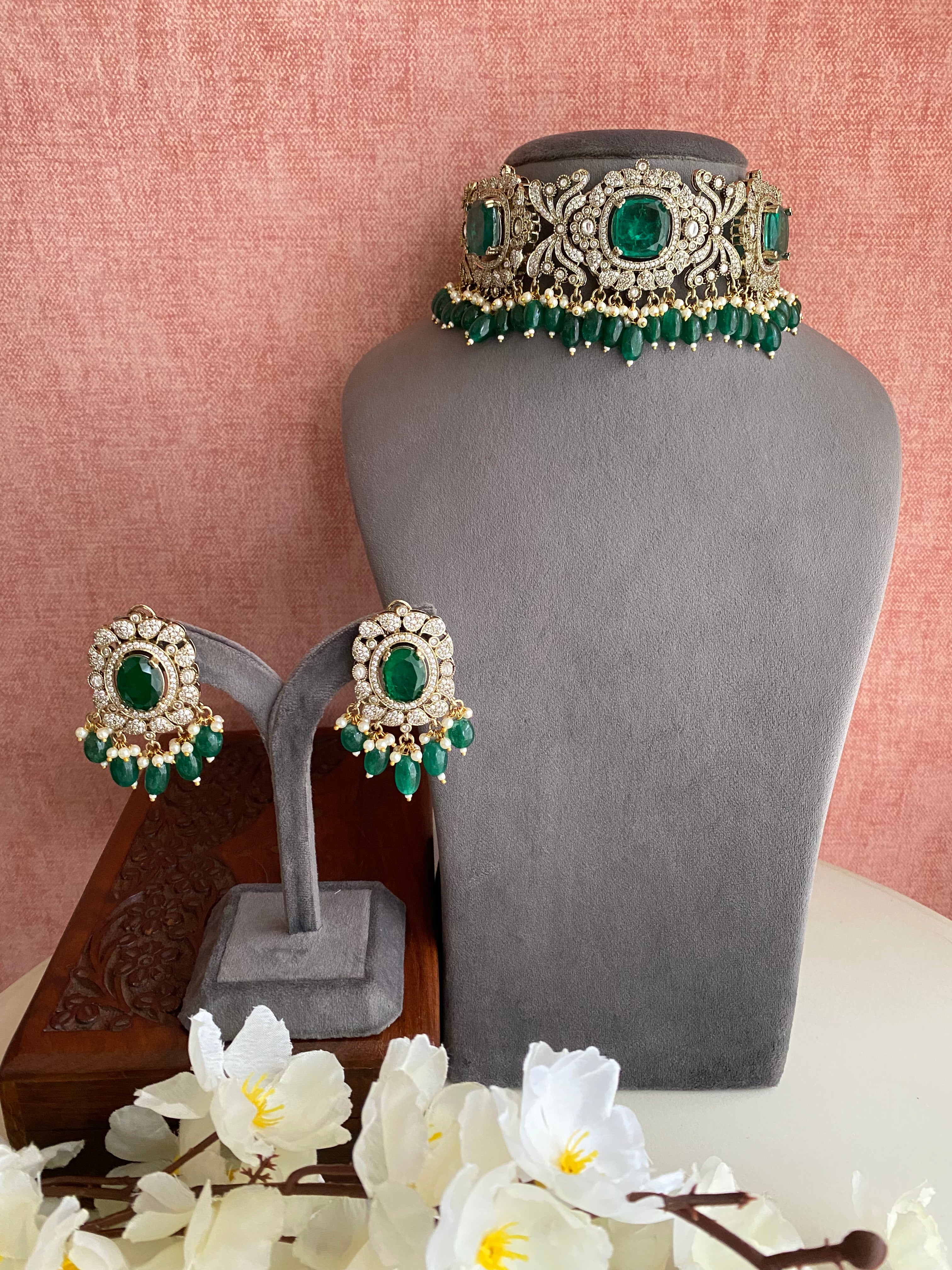 silver plated Mossanite Green stone choker set