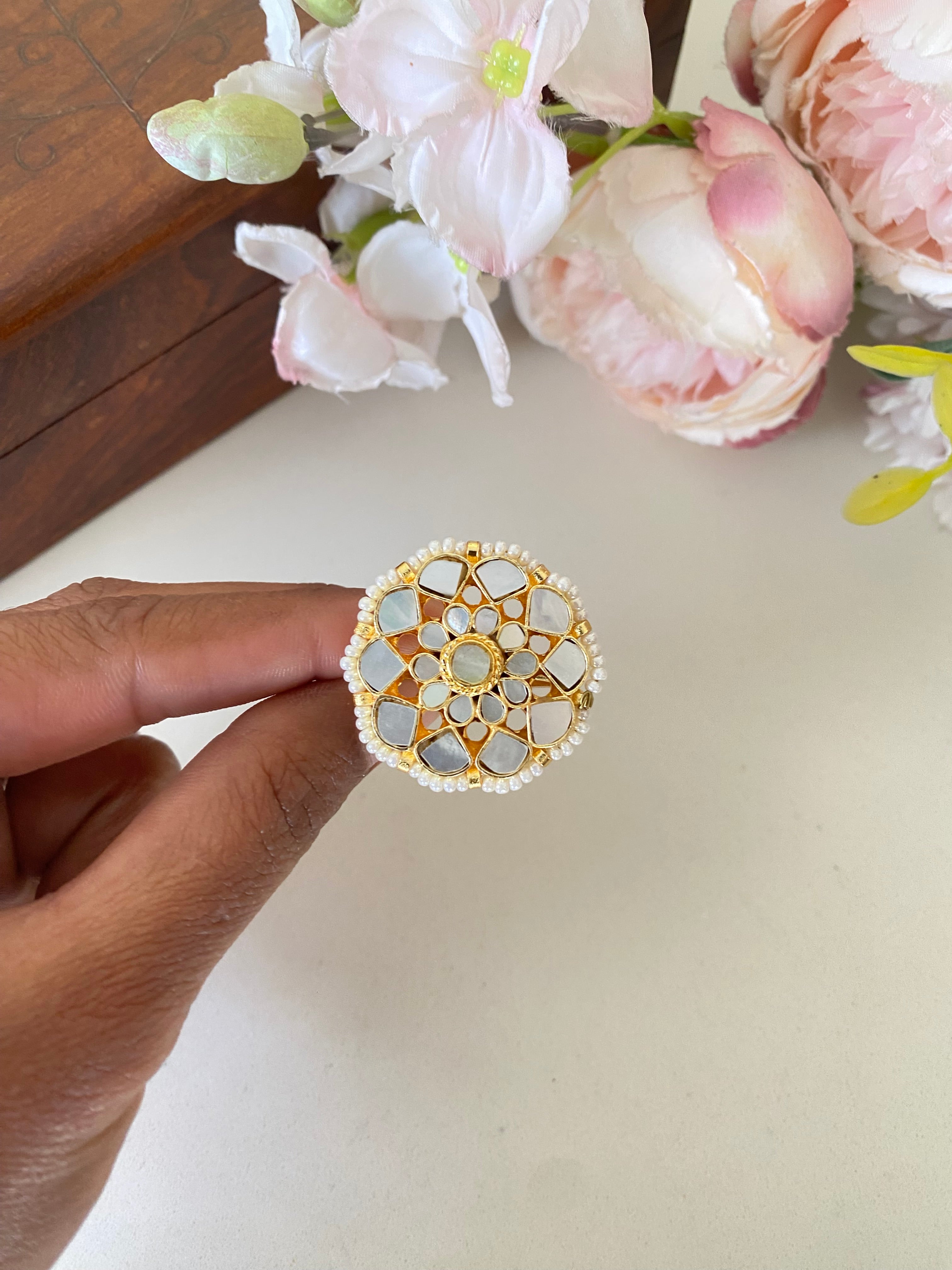 Mother of pearl Ring