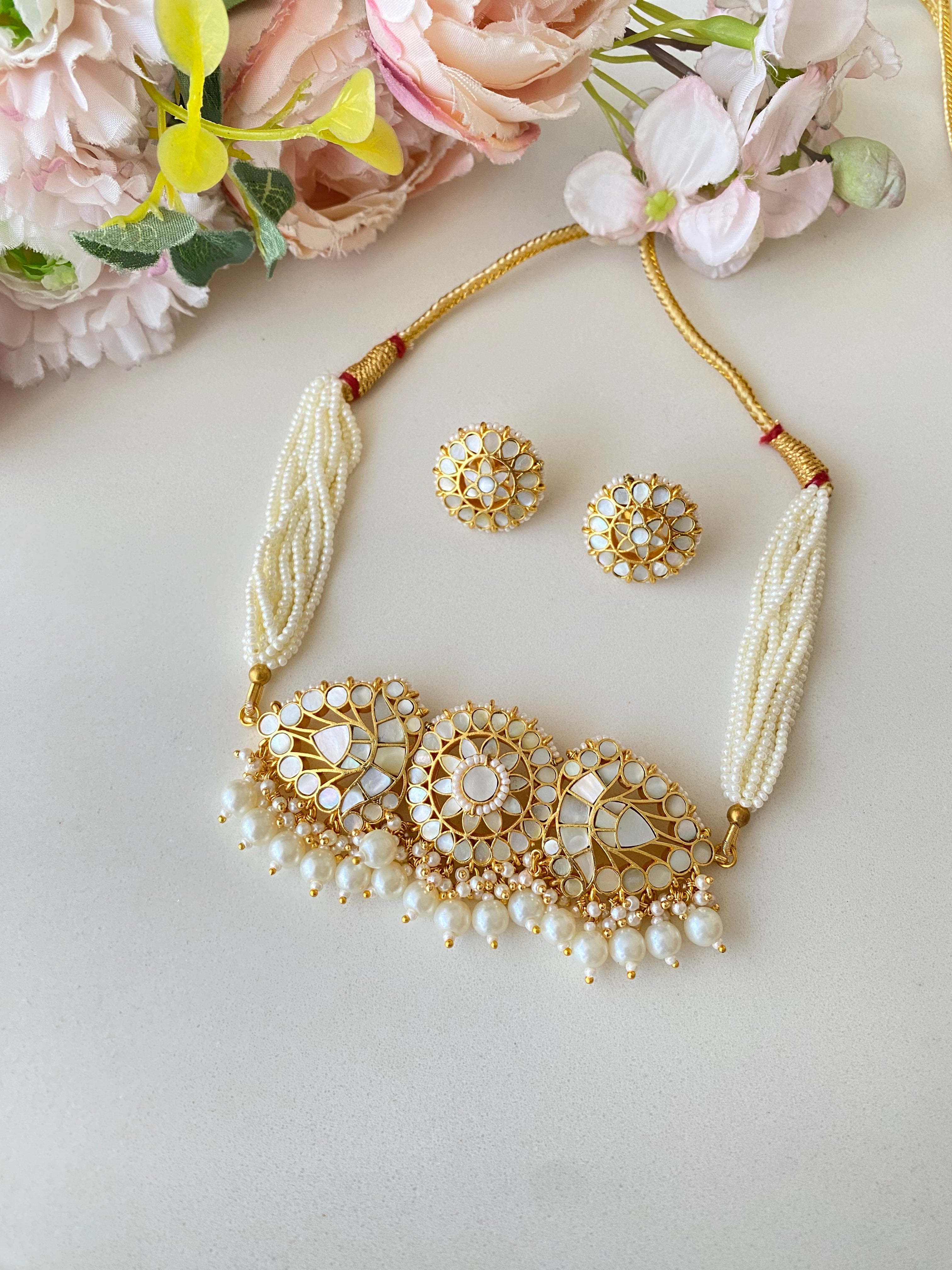 Mother of Pearl Choker Set